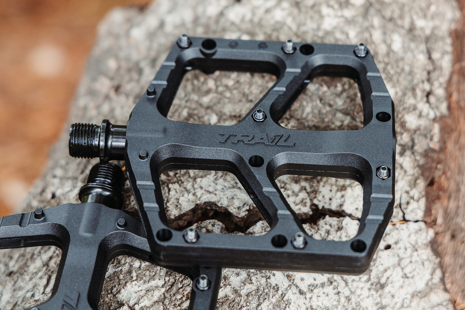 Vortex Pedals – Trail One Components Vortex Composite Pedals – Pedals