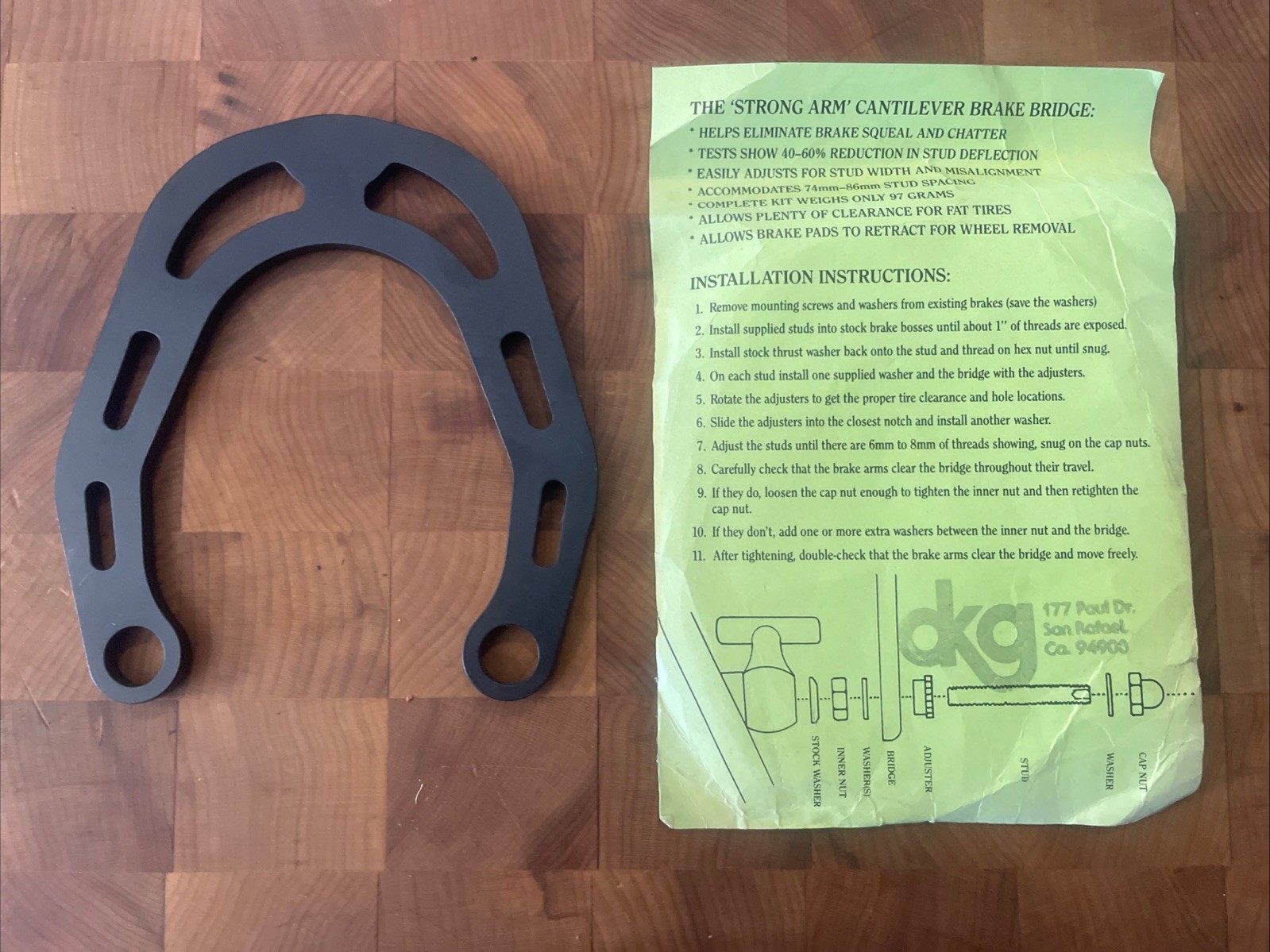Vintage New-Old-Stock DKG «Strong Arm» Cantilever Brake Bridge • Black. (FSW)