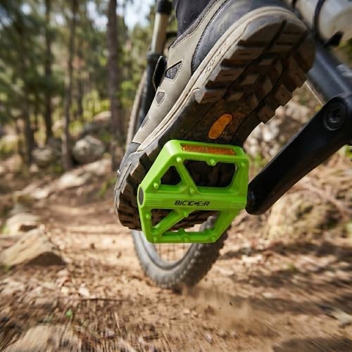 Bike Pedals Flat, 4.1 inches Wide & 0.6lb Lightweight Nylon Bicycle Green