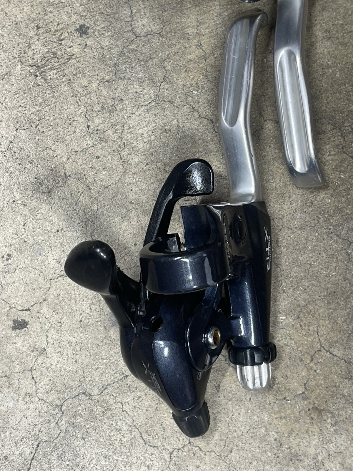 Shimano XTR ST-M900 Speed MTB Trigger Brake/Shift Lever Set Blue