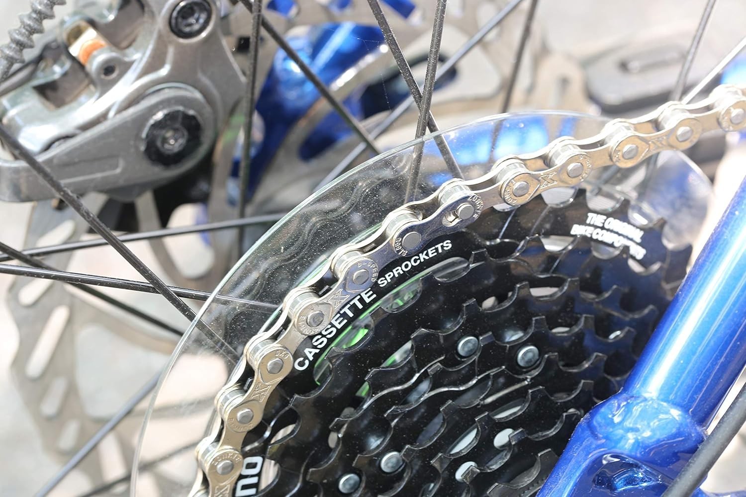 Smooth-Operating 6/7/8 Speed Bike Chain – 116 Links, Easy to Disassemble & Clean