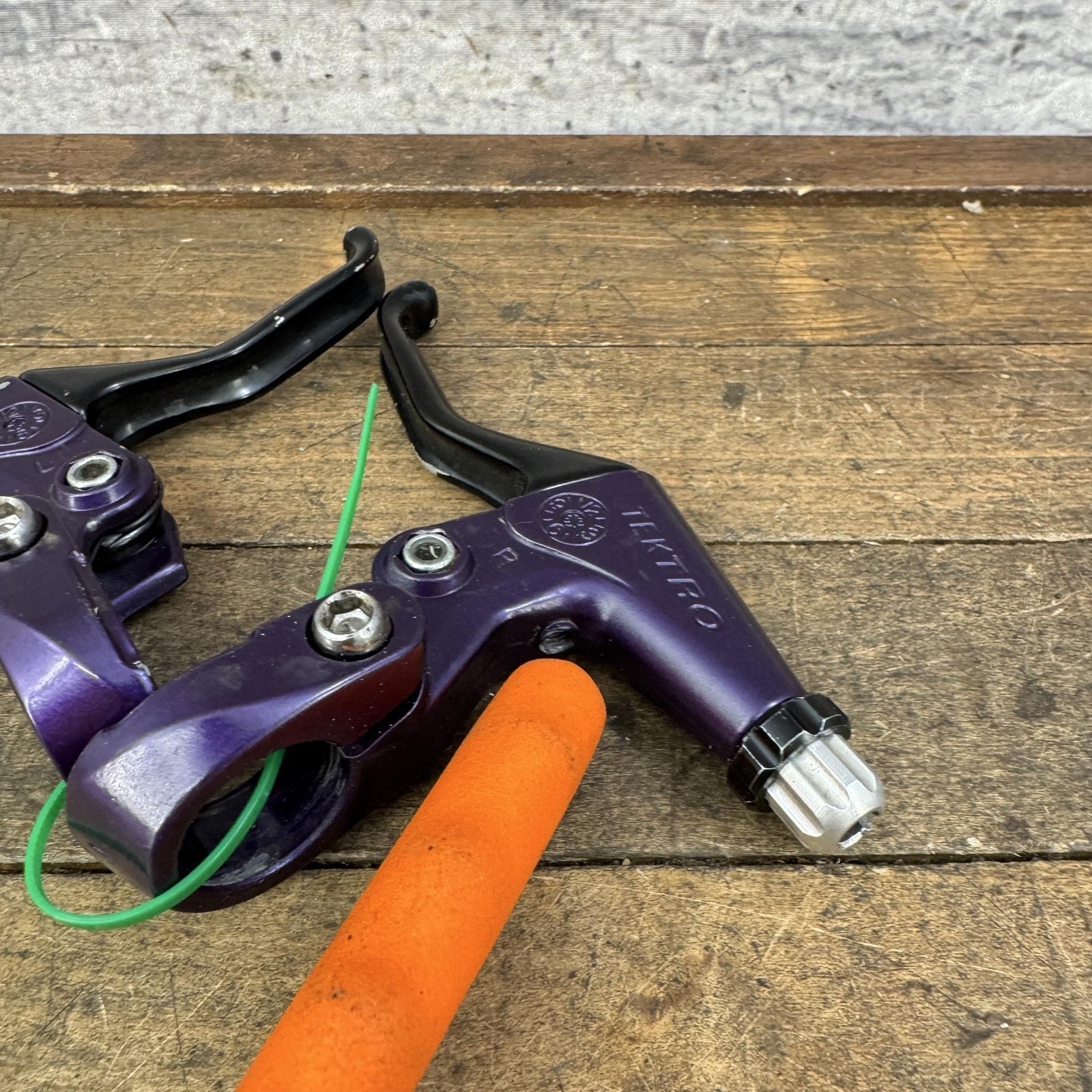 Vintage Tektro Brake Levers Pair Purple Flat Bar MTB BMX Bike Painted