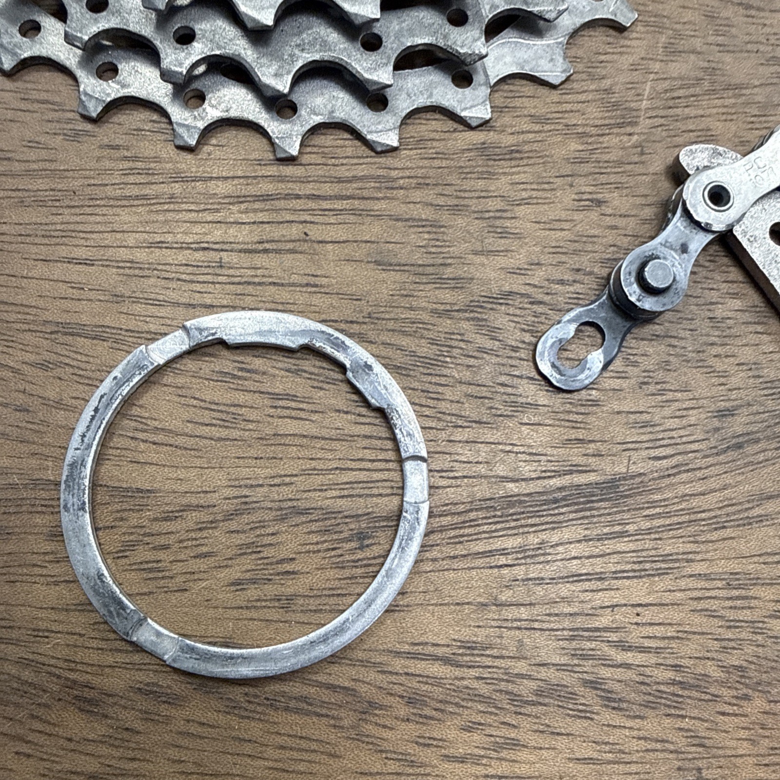 Shimano Ultegra CS-6700 10 Speed 12-30t Cassette w/ Chain