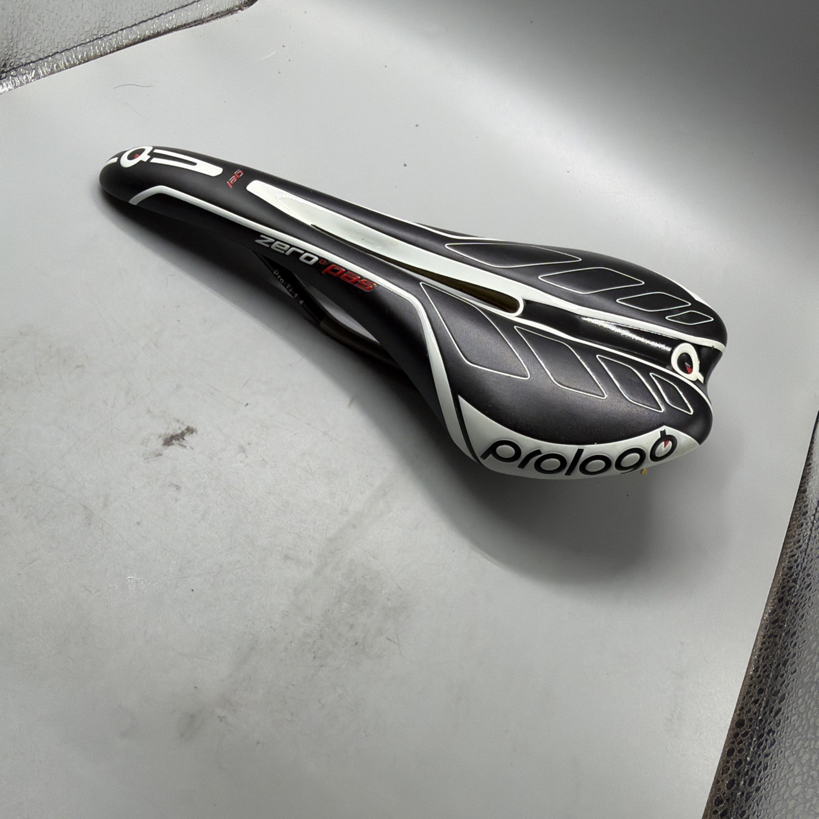 Prologo Zero Pass Gel Bicycle Saddle Pro Ti 1.4
