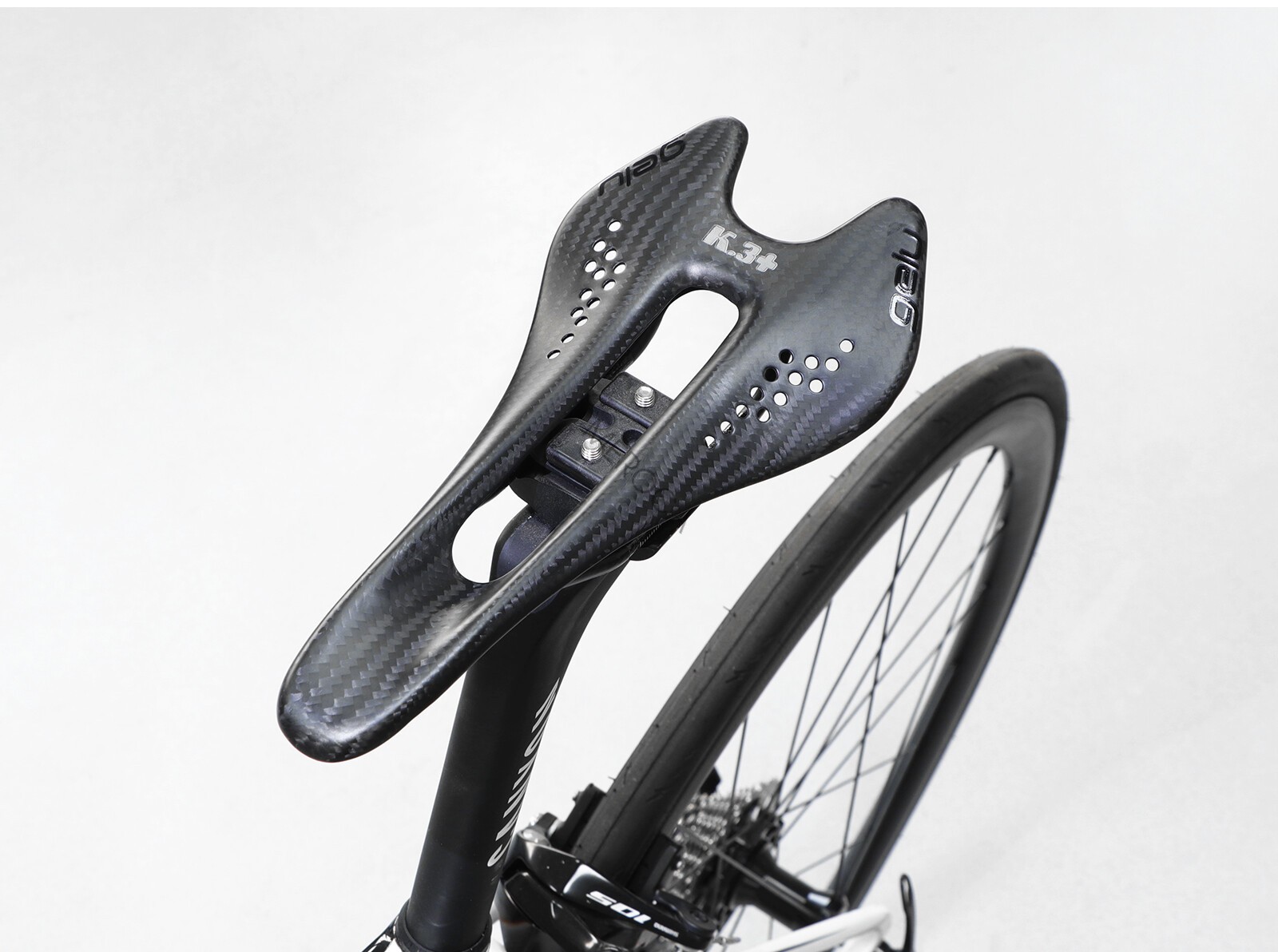 GELU Full Carbon Road Bike Saddle Bicycle Racing Seat Breathable ULTRALIGHT 55G