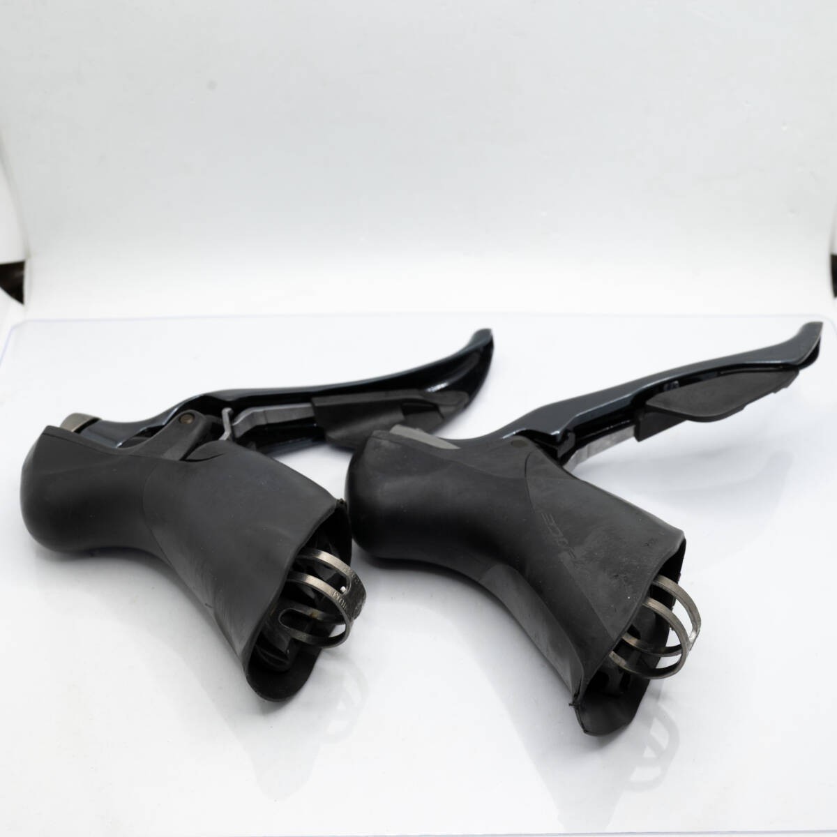 Shimano DURA-ACE ST-9001 STI Shifter Brake Lever Set 2×11 Speed Road Bike
