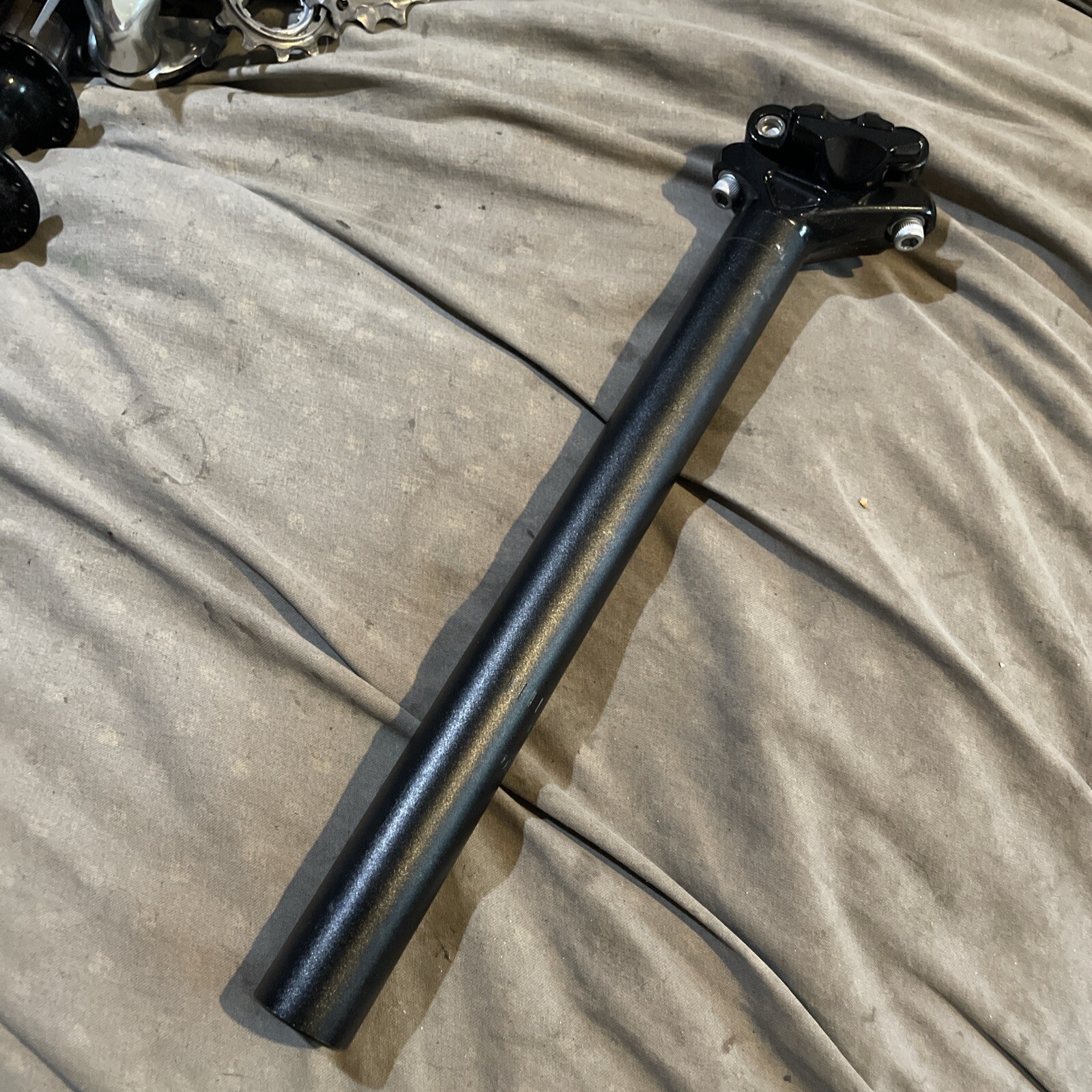 Aluminum Seatpost 27.2mm diameter