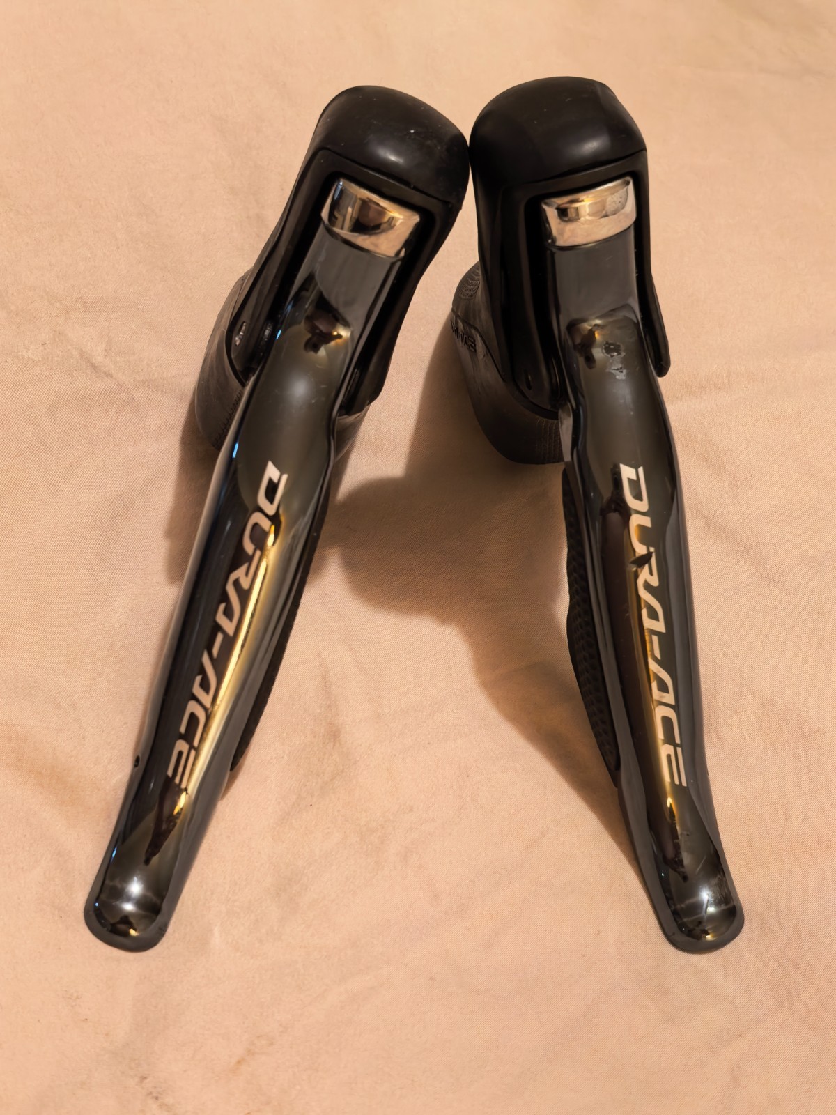 Shimano Dura-Ace Di2 9070 Shifter Set – Black