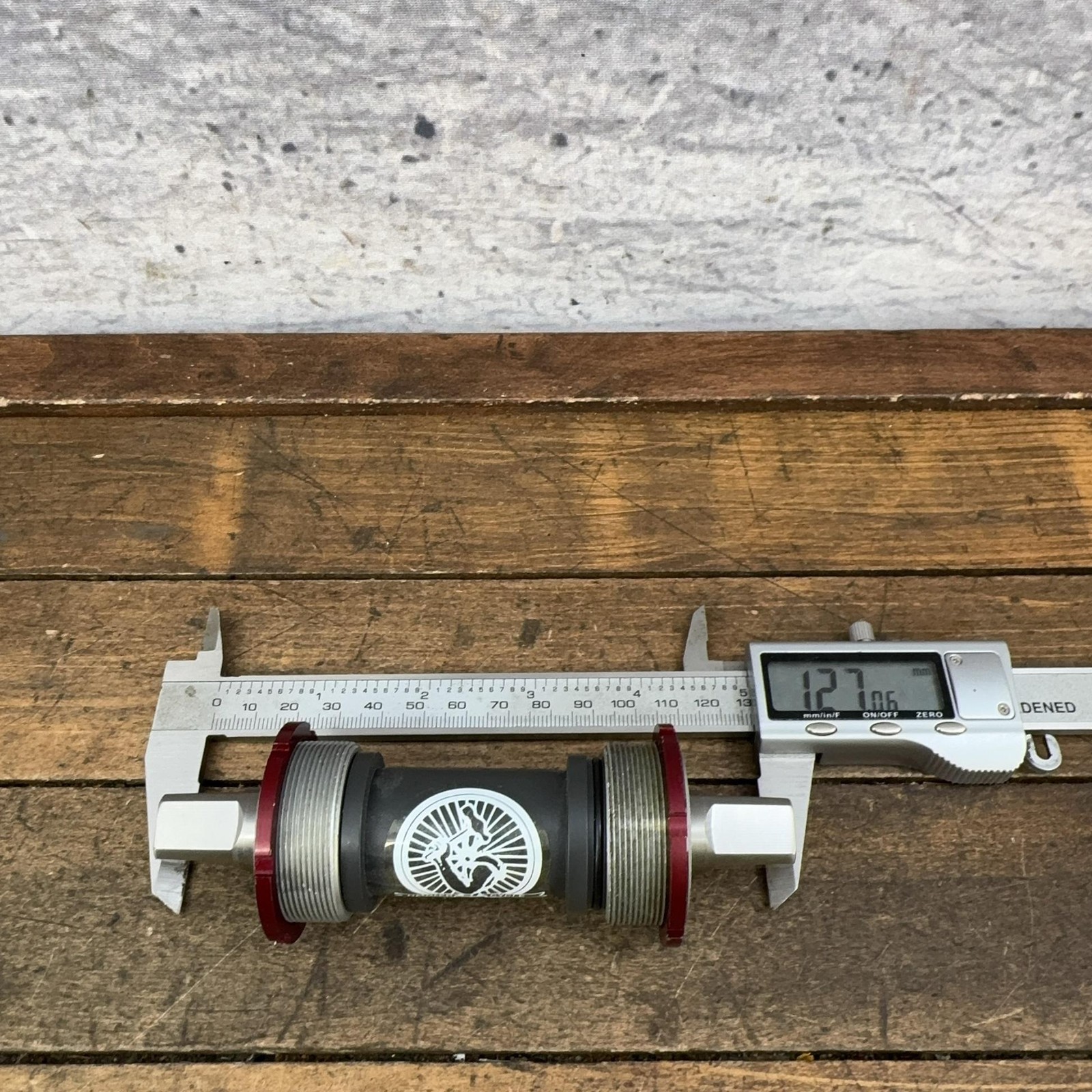 VIntage Syncros Bottom Bracket 70mm ITA 36×24 127mm Italian 90s Hammer