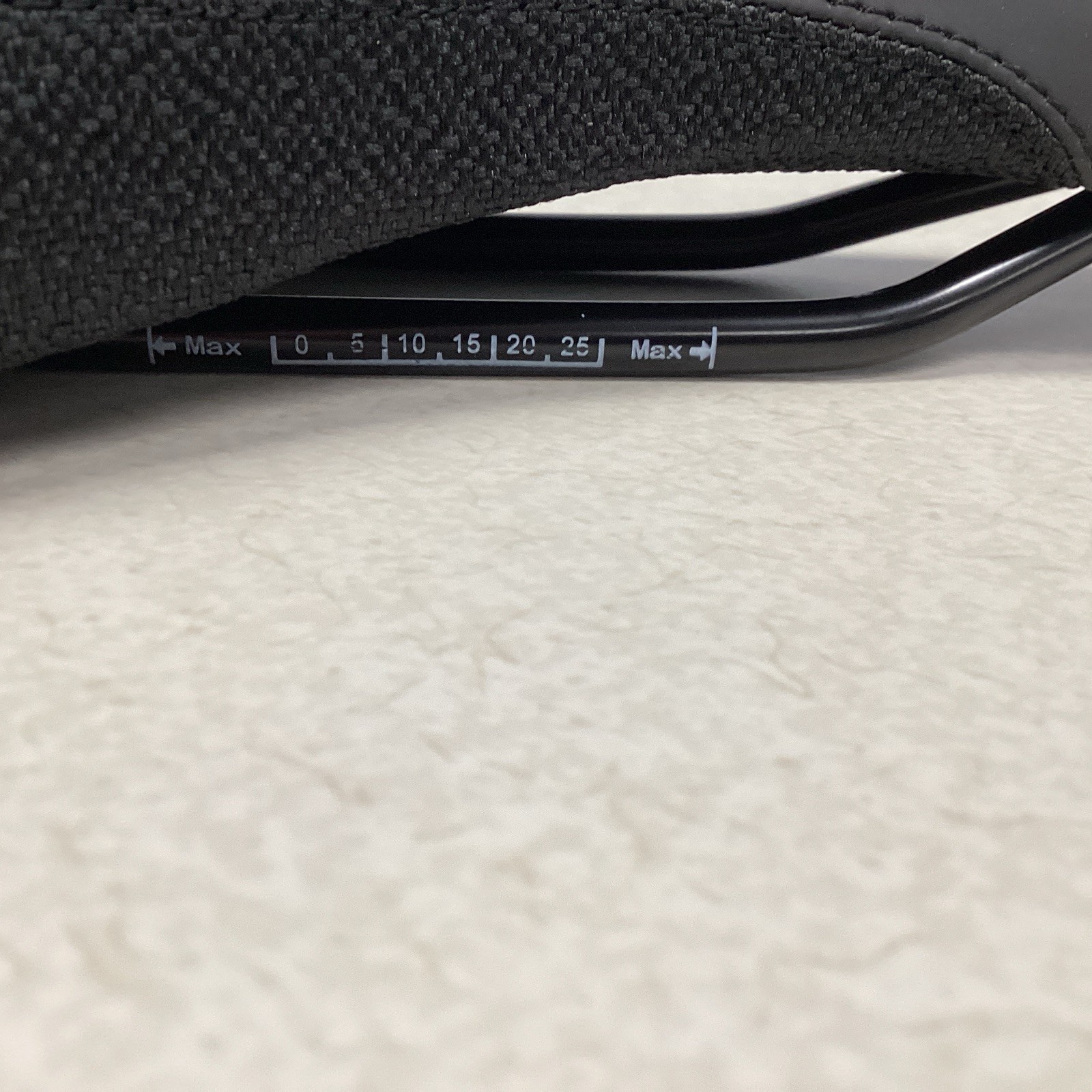 New SDG Radar Mountain Bike Saddle, Bicycle Seat – Black – Steel Rails 90’s MTB