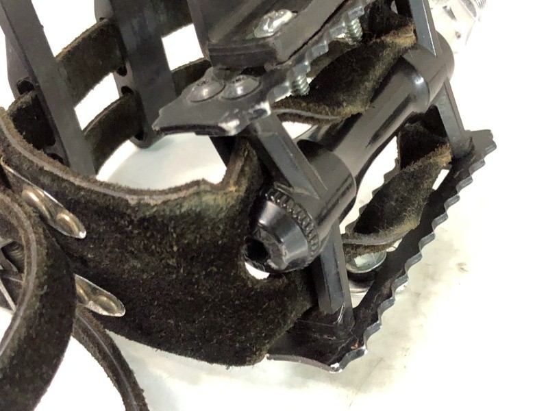 MKS Sylvan Touring Next Flat Pedals Toe Clips Double Straps Silver Touring Bike