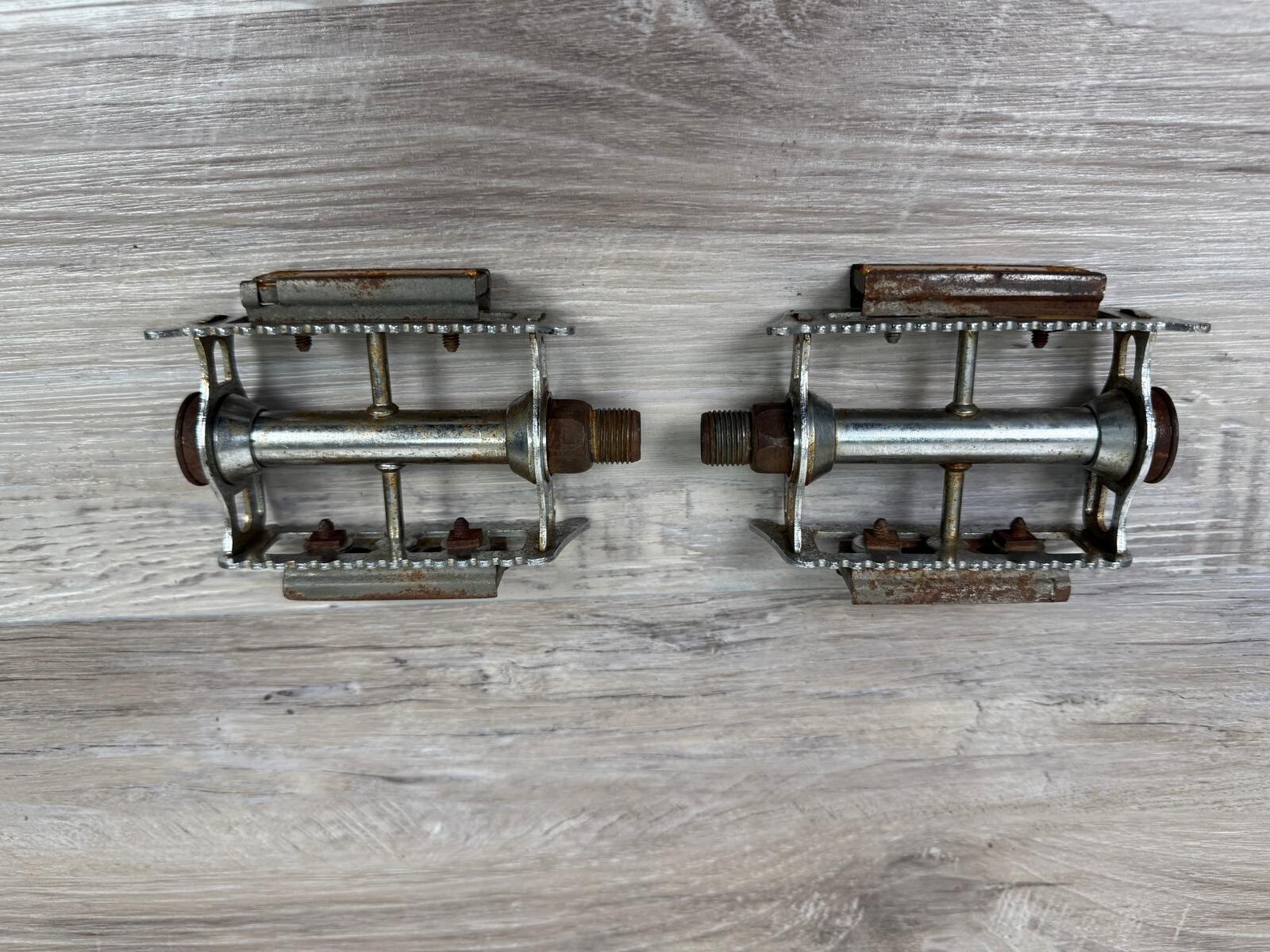 Vintage Lyotard Bicycle Bike Pedals Left and Right set