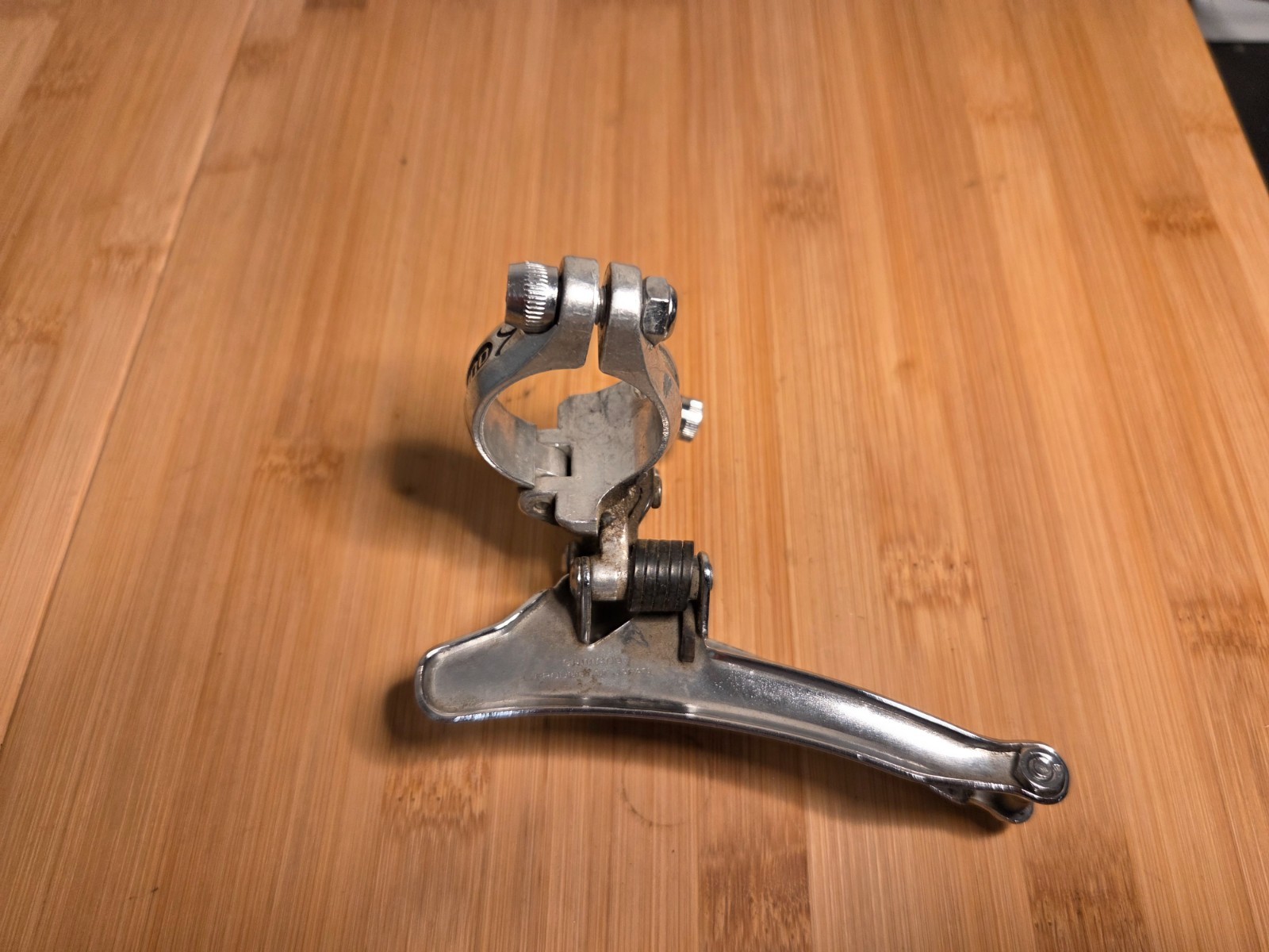 Shimano 600 «Arabesque» Front Derailleur 28.6mm