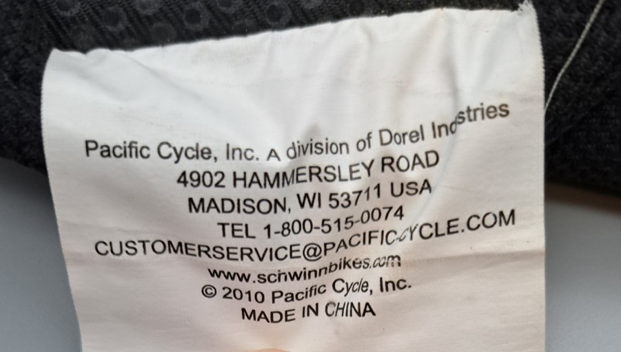 Schwinn Quality 2010 Black Gel Bike Seat Cover pre-owned Pacific Cycle