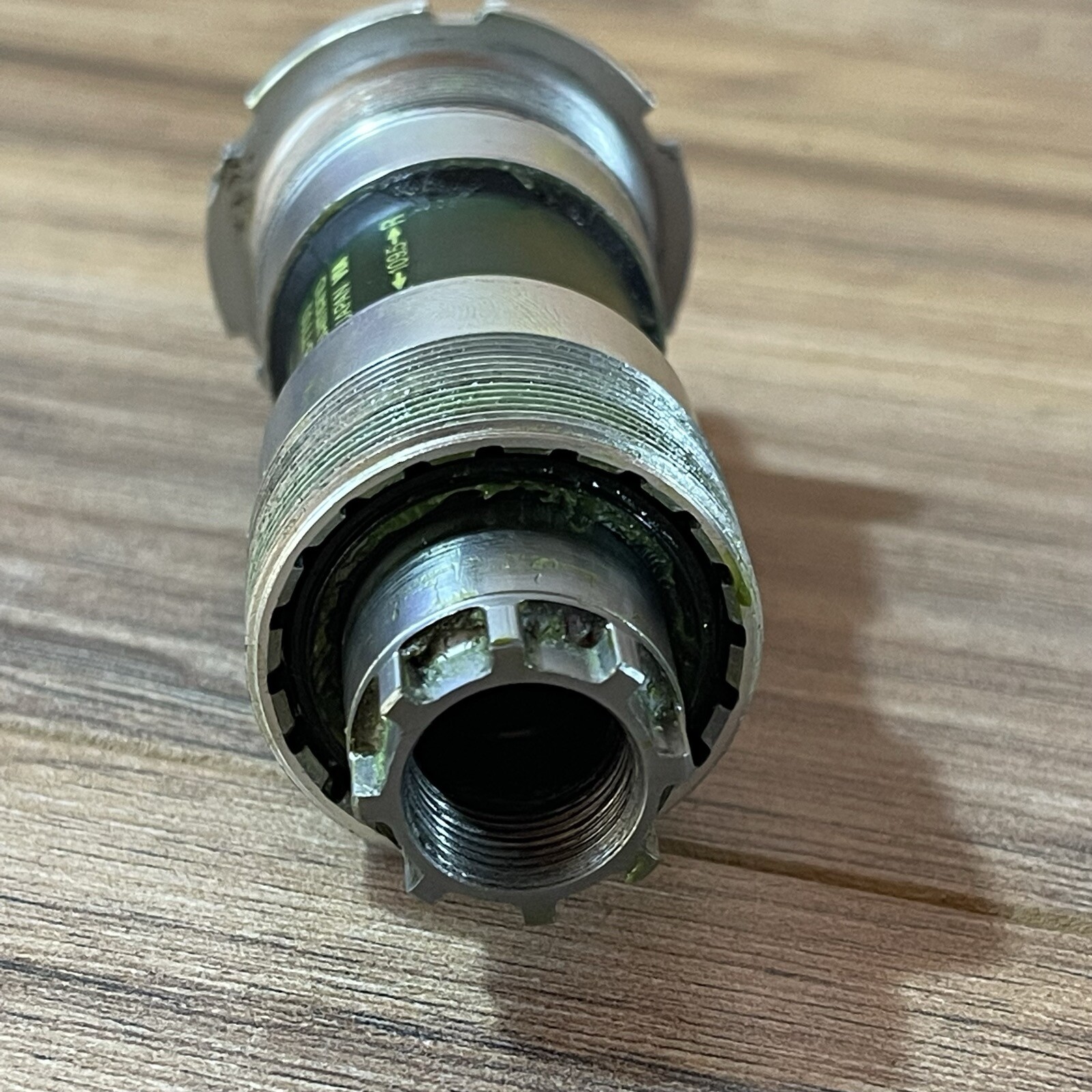 Shimano Dura-Ace BB-7700 Octalink V1 Bottom Bracket 68 x 109.5 English