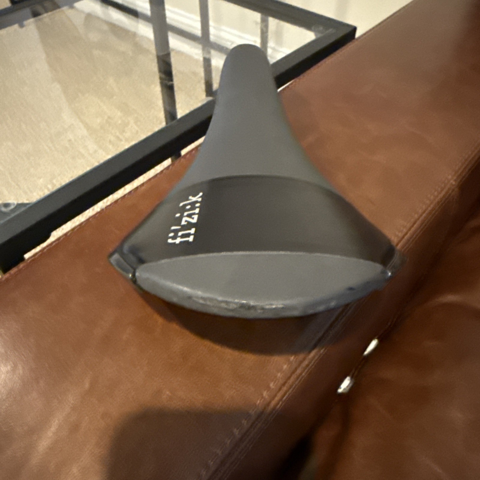 Fizik Carbon Aliante R3 Bike Saddle, Bicycle Seat, Kium Titanium Ti Alloy Rails