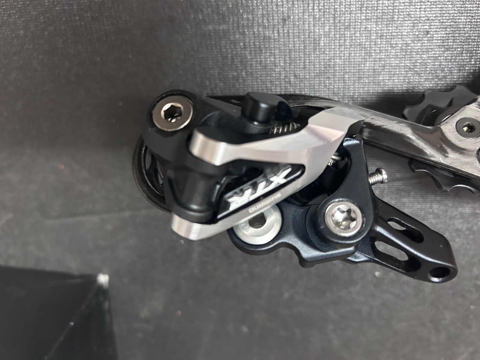 Shimano XTR Shadow Rear Derailleur – NIB 10 speed RD-M980 SGS Top Normal $240
