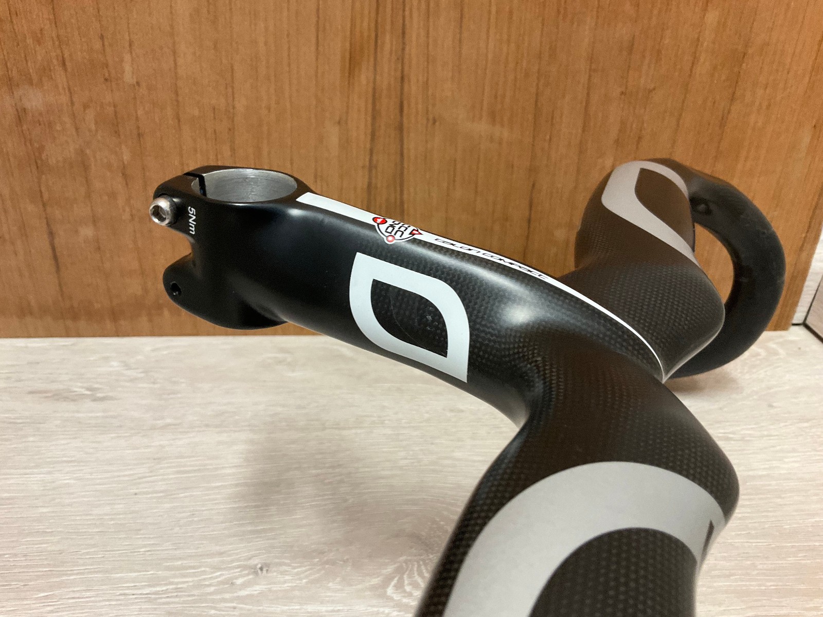 NOS Pinarello Most Talon Carbon Compact Integrated One Piece Handlebar Handlebar