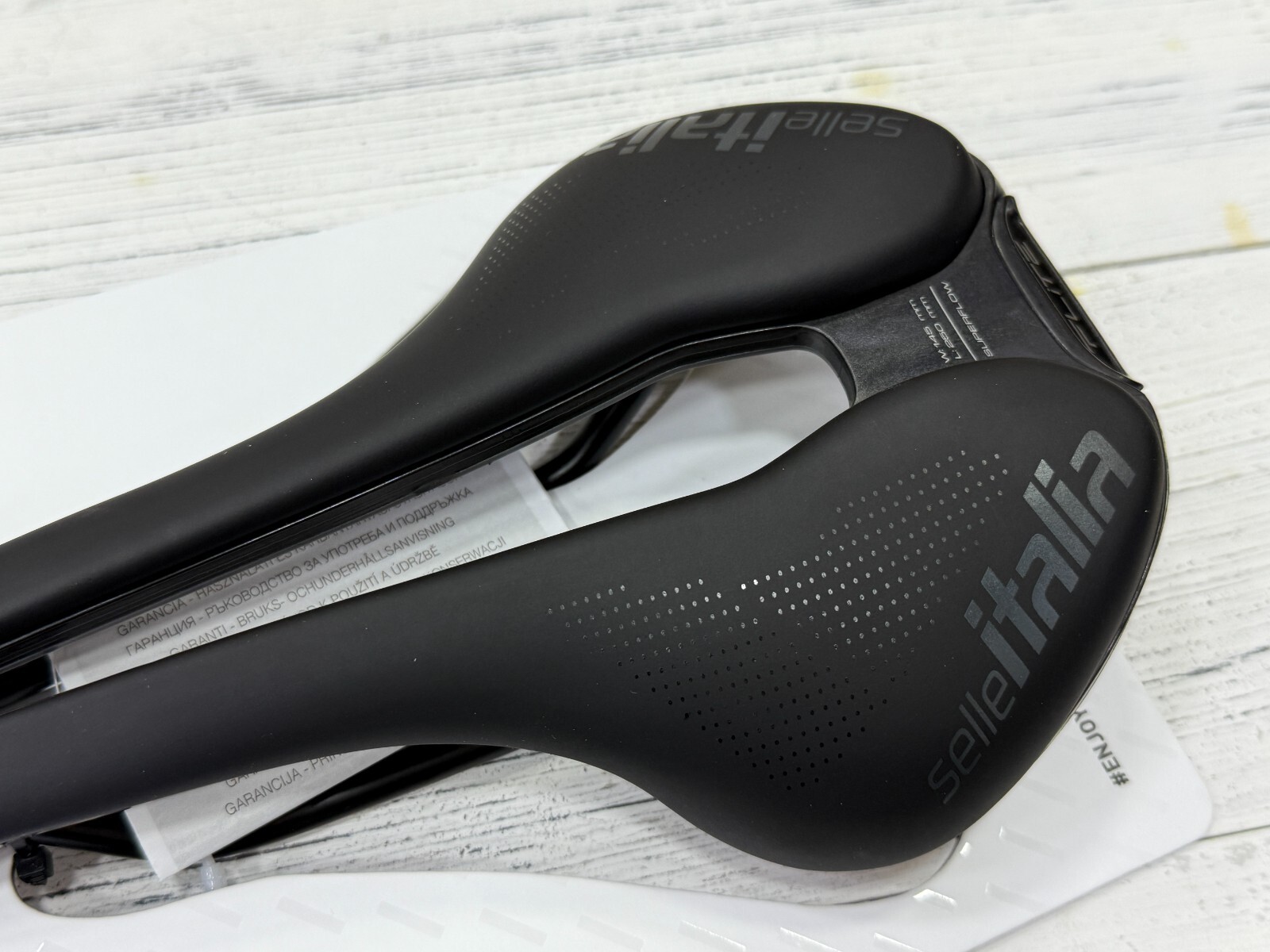 Selle Italia Flite Boost TM Superflow Manganese Rail Saddle Black L3(145x250mm)