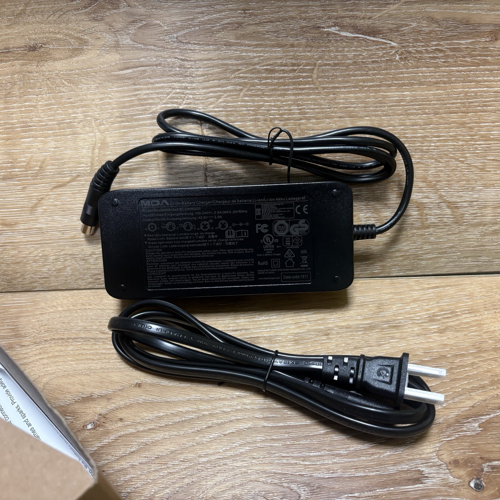 MDA Li-ion Battery Charger Model BC238360020 Input 2.0A Output 42V UL 1310