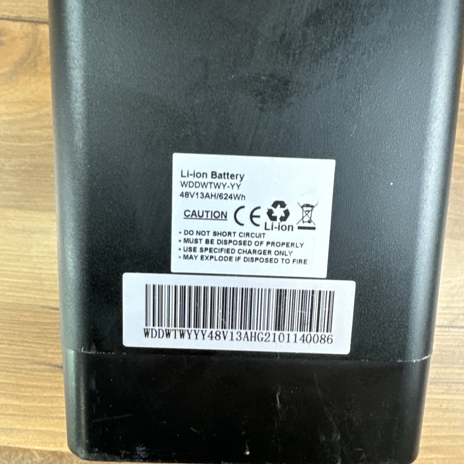 lithium ion battery 48V/10.40AH for electric bike CHARGER ⚠️no Key⚠️