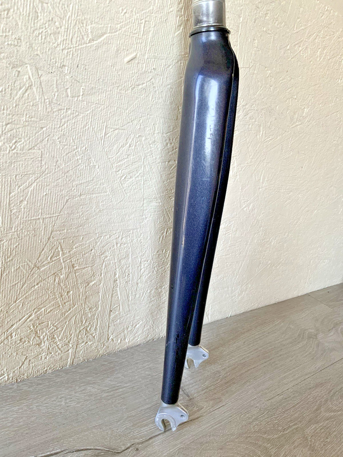 PROFILE CARBON FORK 1 1/8 INCH THREADLESS 700C 596 GRAMS 260 MM STEERER TUBE