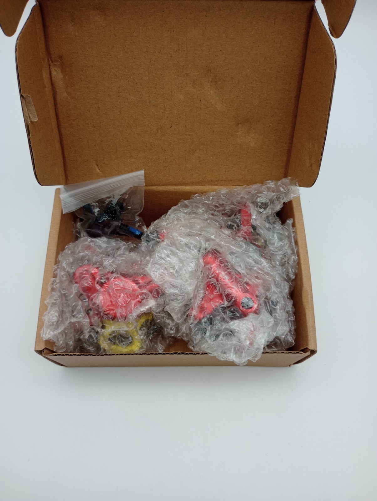 Hydraulic Disc Brake Calipers for Mountain Bikes – Front & Rear Set, Red, XTech