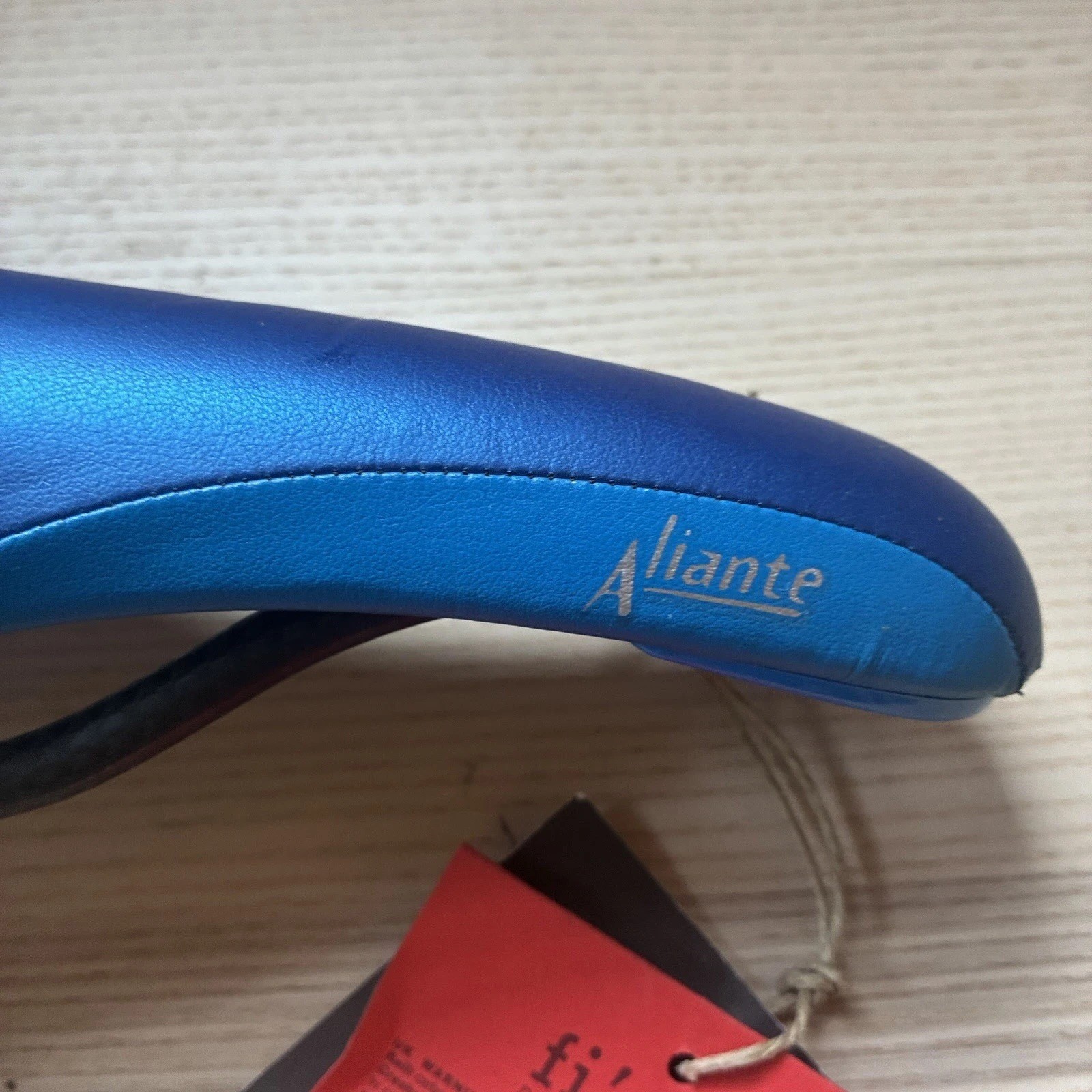 FIZIK Aliante carbon rail saddle In Blue 200 Grams