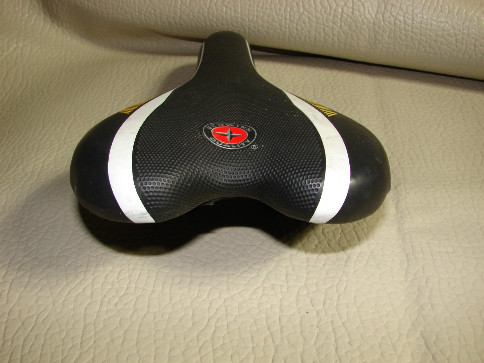 Schwinn Cionlli Bicycle Seat/Saddle with Yellow & White Stripe Design -#30