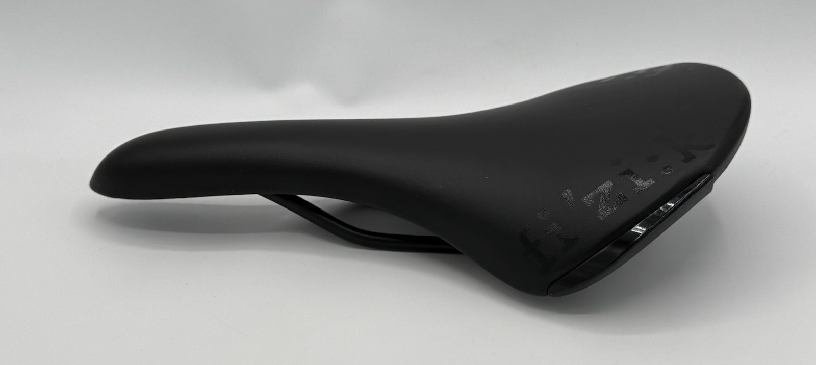 Fizik “Aliante” R5 Large 155mm S-Alloy Rails Road Bike Saddle Black NWOT