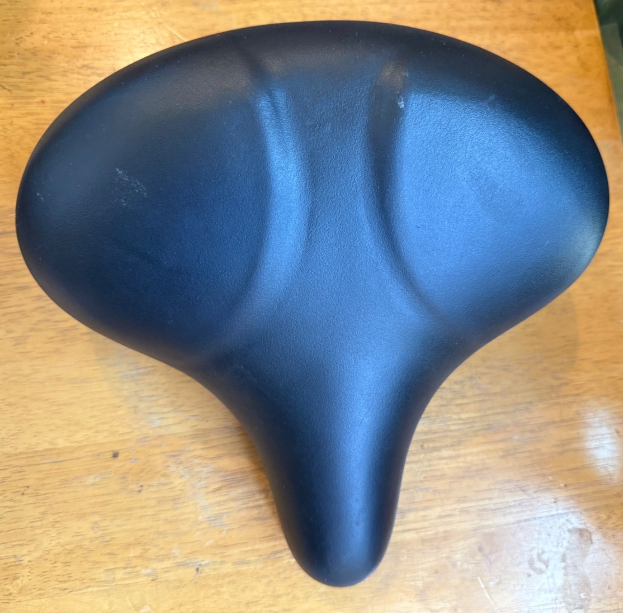 Viscount 7141 HD Spring Extra Wide Cruiser Saddle Black 270mm x 270mm NEW