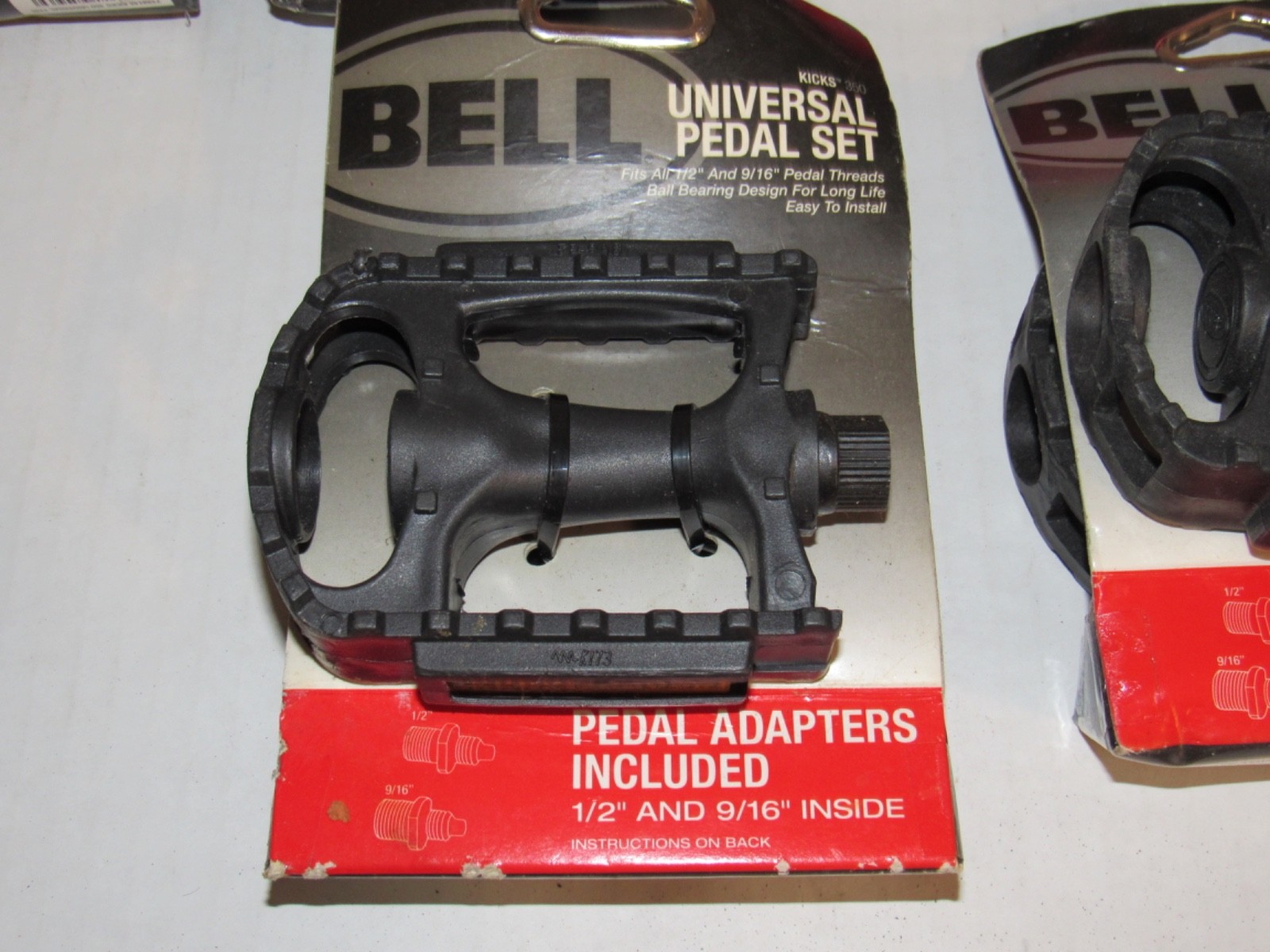 NEW Bulk Lot of 13 Bell Kicks 350 Universal Bike Pedal Sets Fits 1/2″- 9/16″