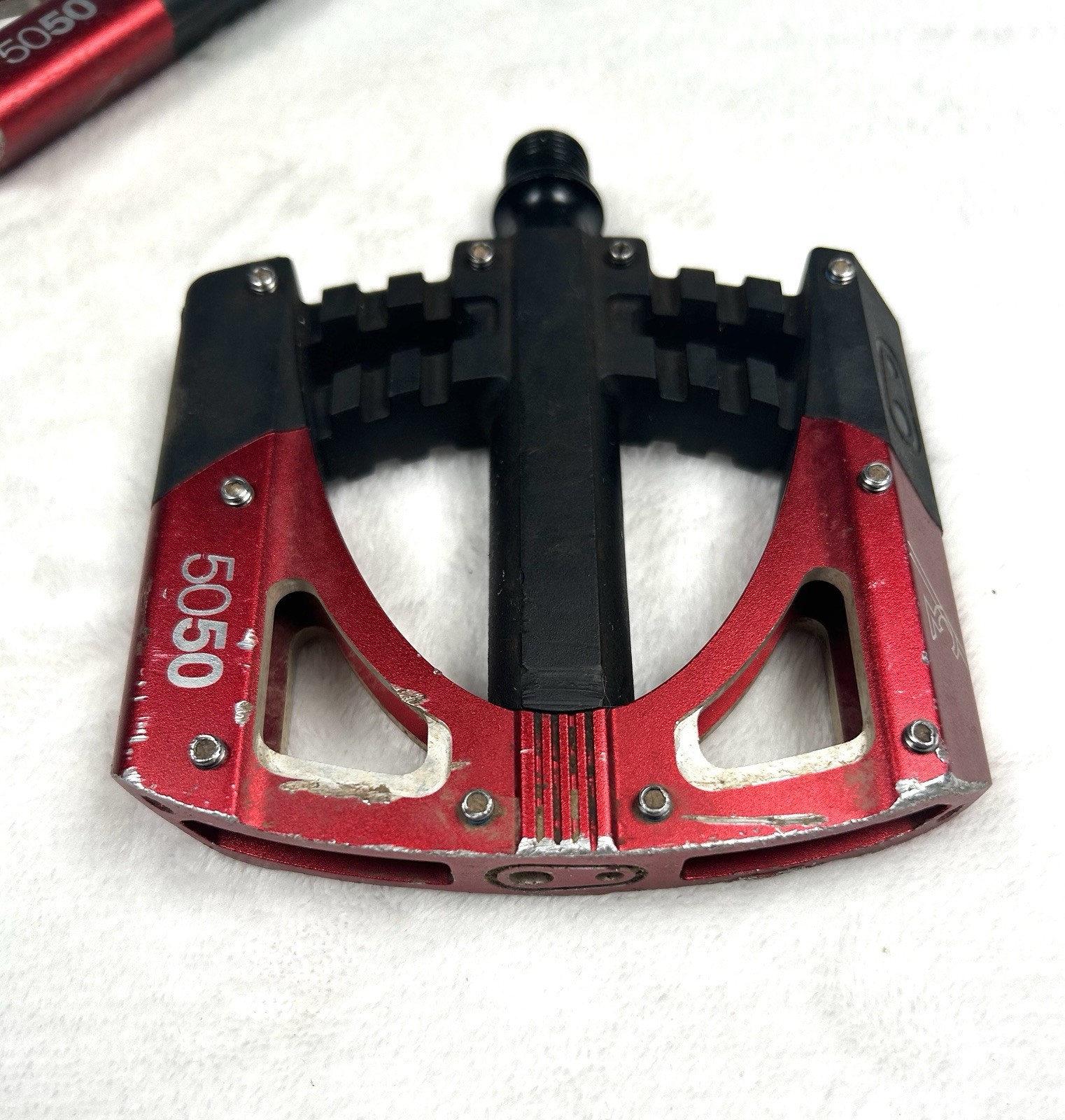 Crank Brothers 5050 Pedals Red/Black Sealed Bearing • 9/16” Axle • Free Shipping