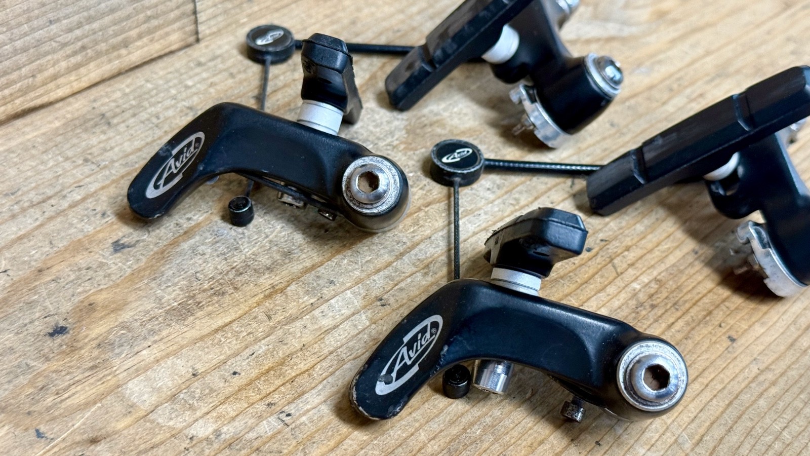 Avid Shorty 4 Canti Cantilever Brake Set w/ Bridge Wire