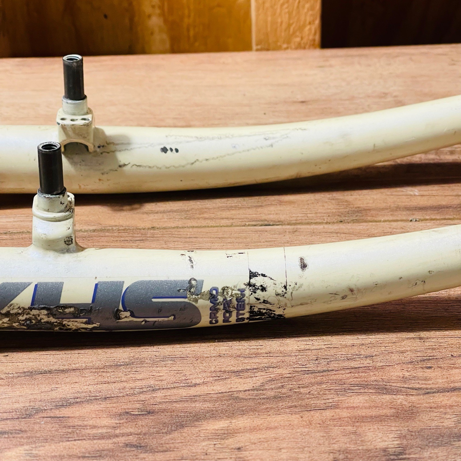 Vintage KHS 1-inch Threaded Rigid MTB Fork 26 132mm White