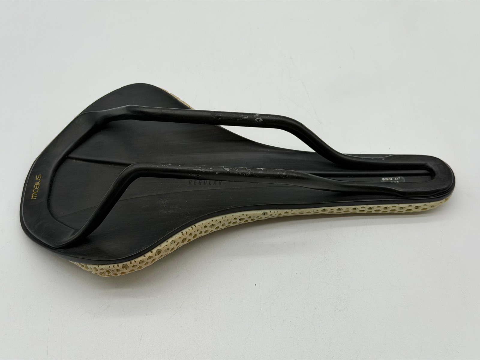 Fizik Versus EVO Adaptive 3D MOBIUS Printed Carbon Fiber Road Bike Saddle 139mm