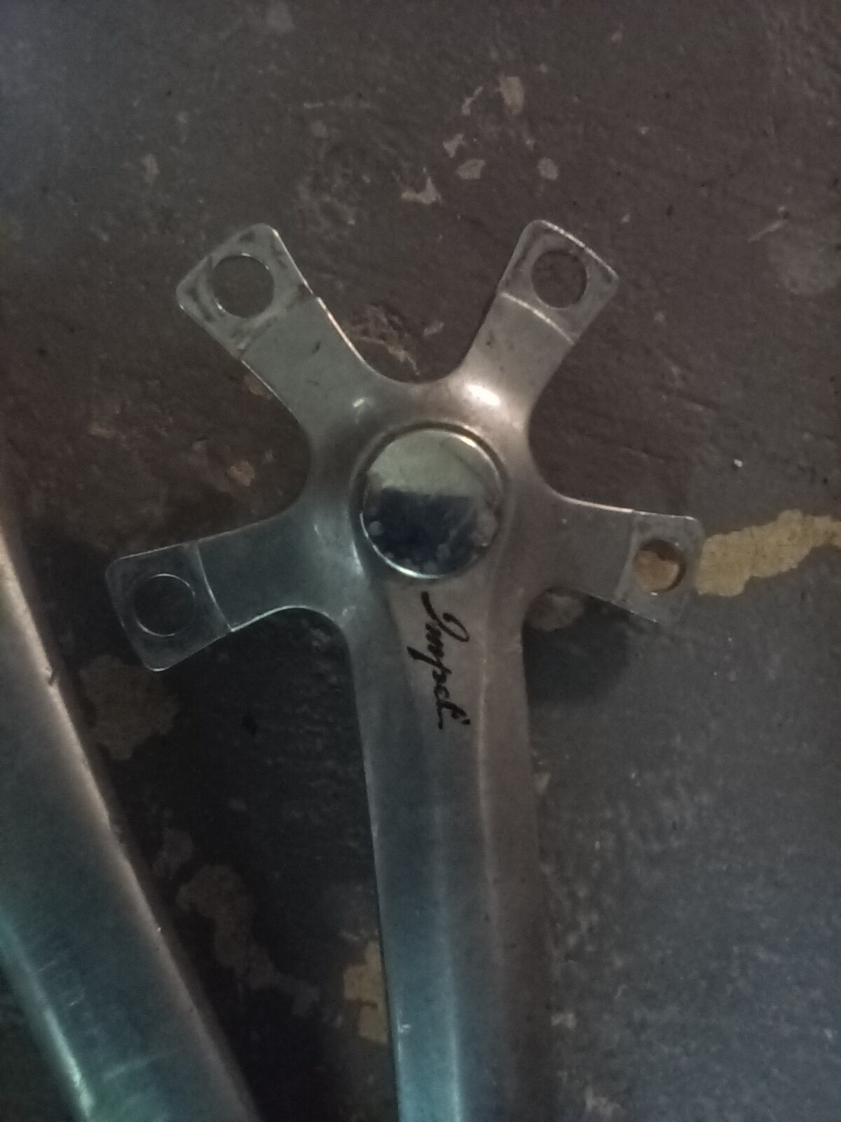 SUGINO AERO CRANKSET 170 MM ARMS 6, 7, OR 8 SPEED