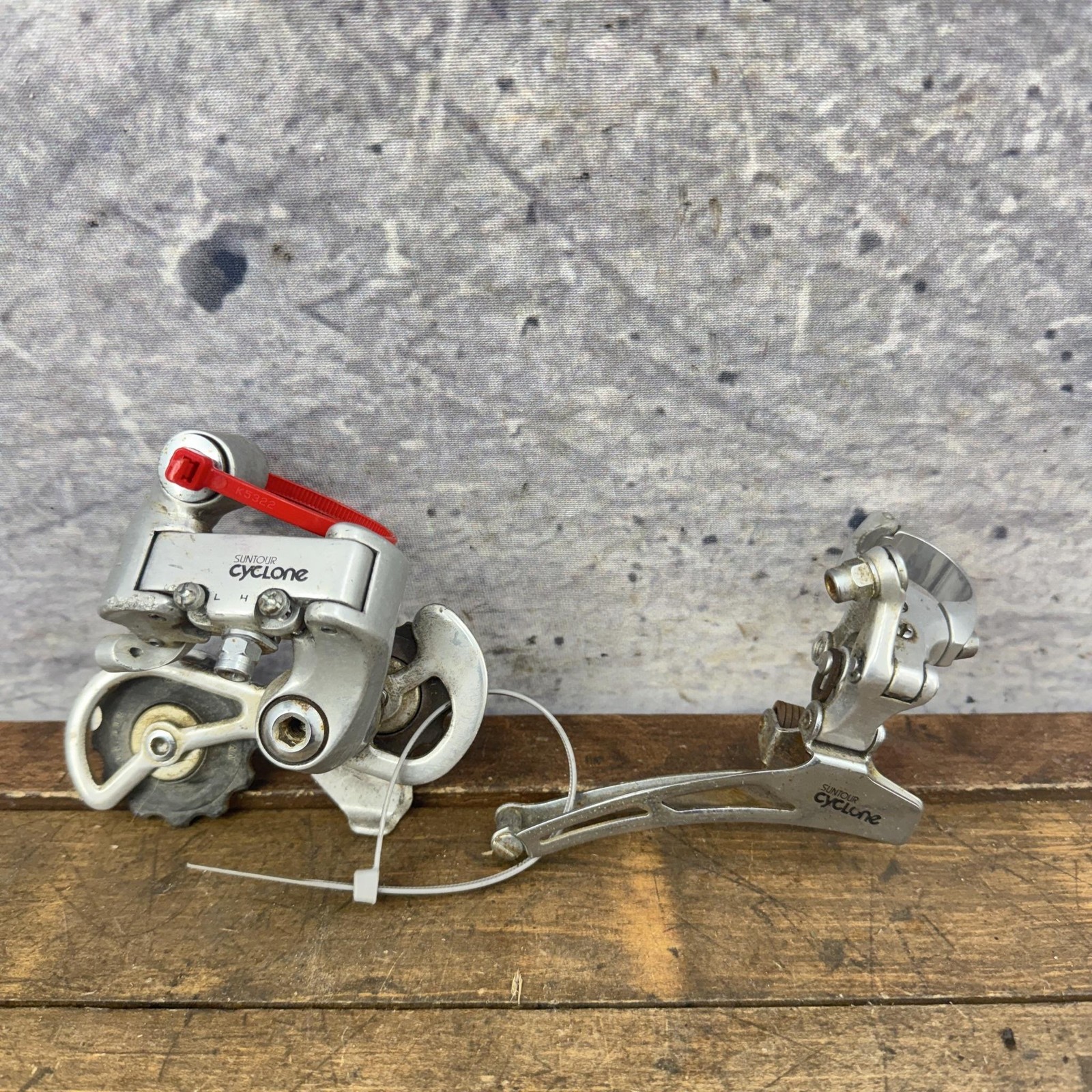 Vintage Suntour Cyclone Derailleur Set Front Rear Road Touring Bike Japan 1980s