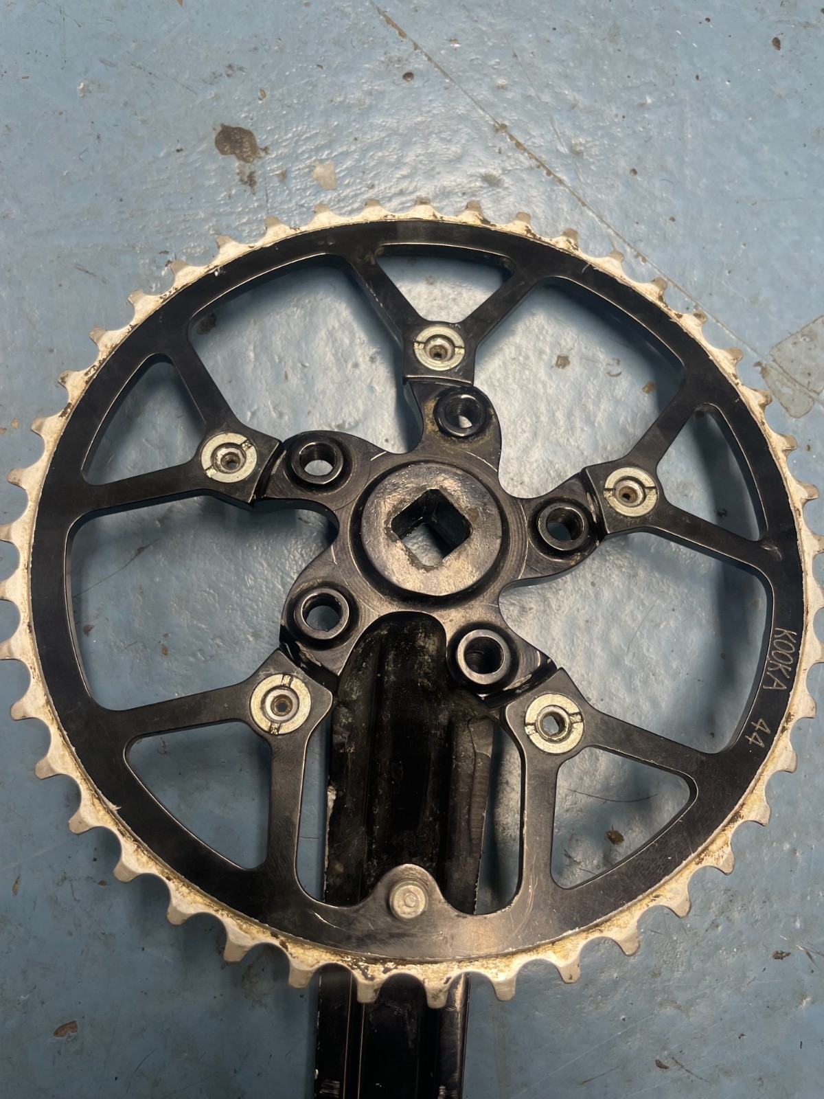 Kooka Forged MTB crankset anodized black 175mm square taper 94/58 BCD alloy