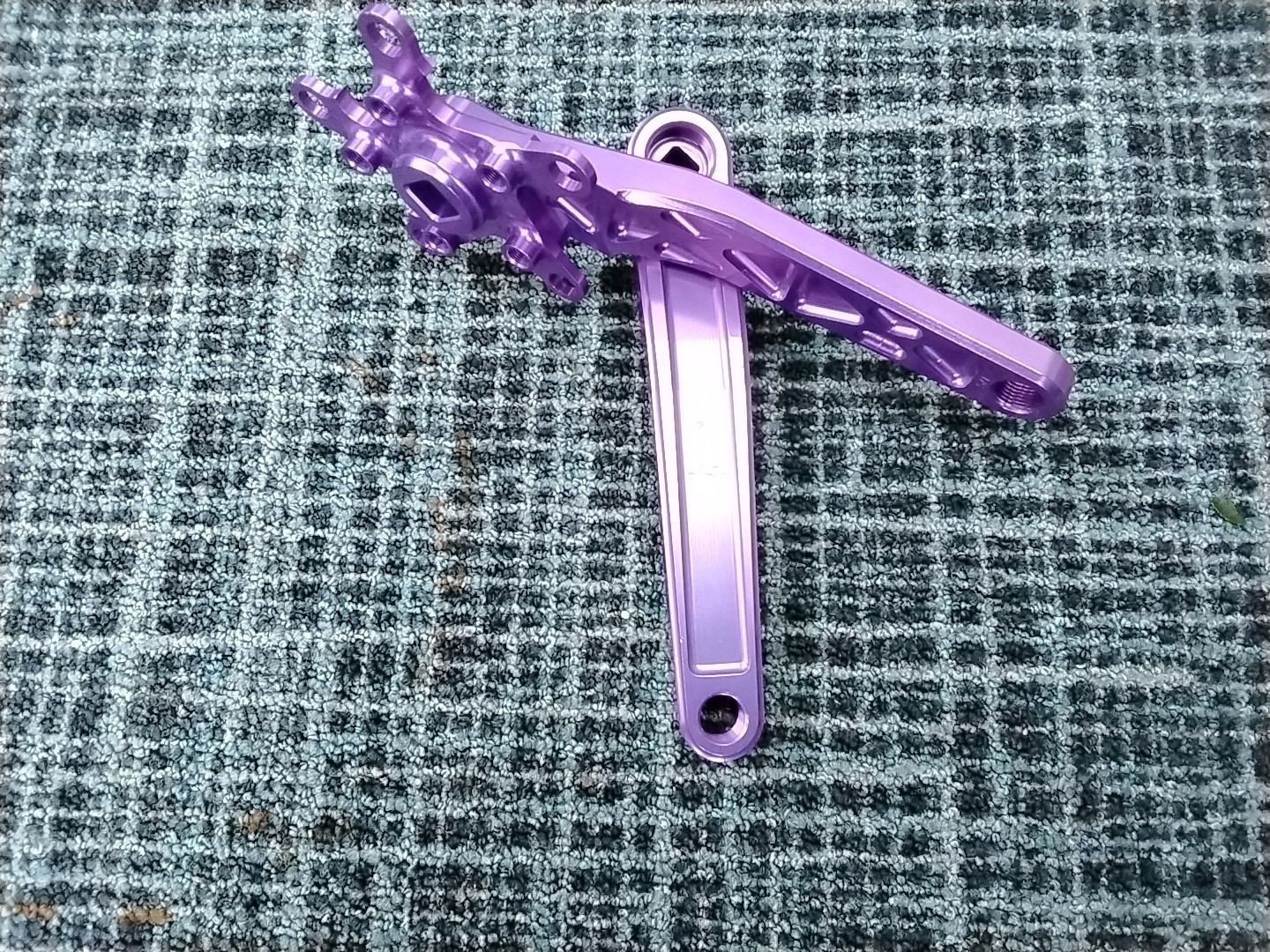 ULTIMATE MACHINE ● CNC MACHINED ● MTB CRANK ARMS ● 5-ARM ● 175 MM● PURPLE