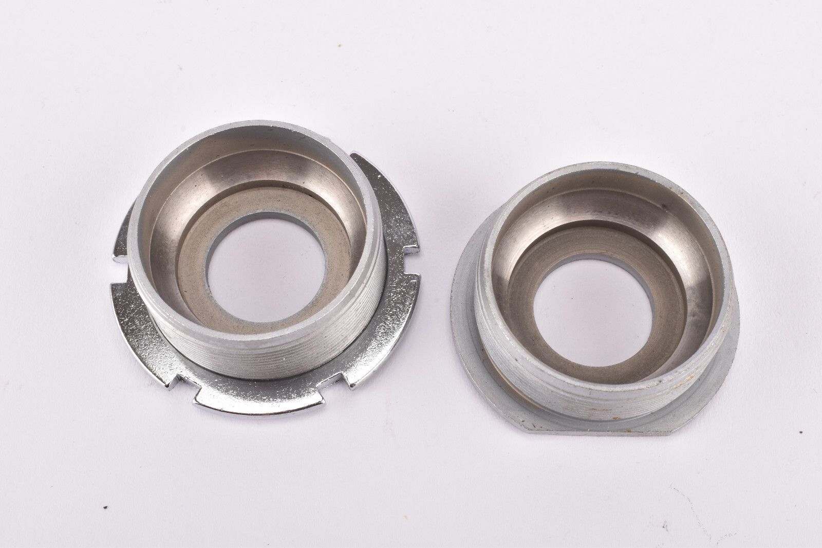 NOS Sugino Super Mighty Competition / Victory MW 68 Bottom Bracket 114mm BSA