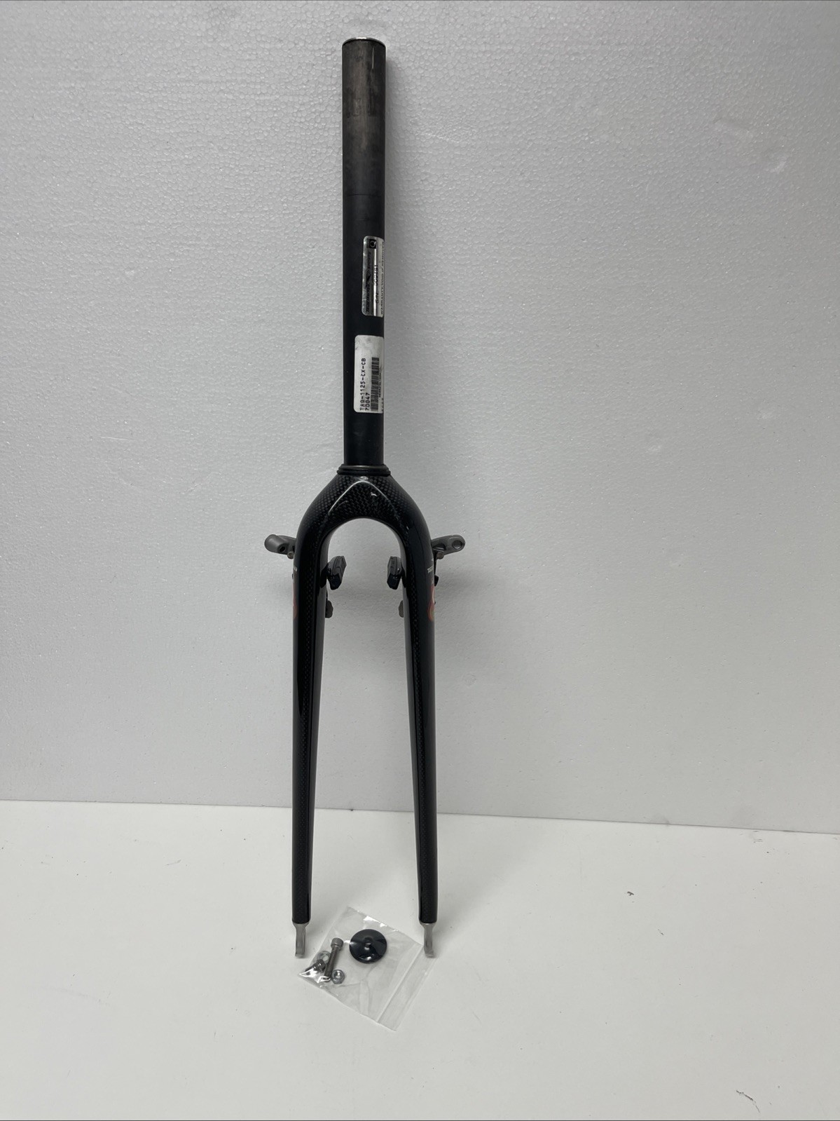 TrueTemper Alpha Q CX Carbon Fork 1 1/8″ Straight 700c W Avid Shorty 6 Rim Brake