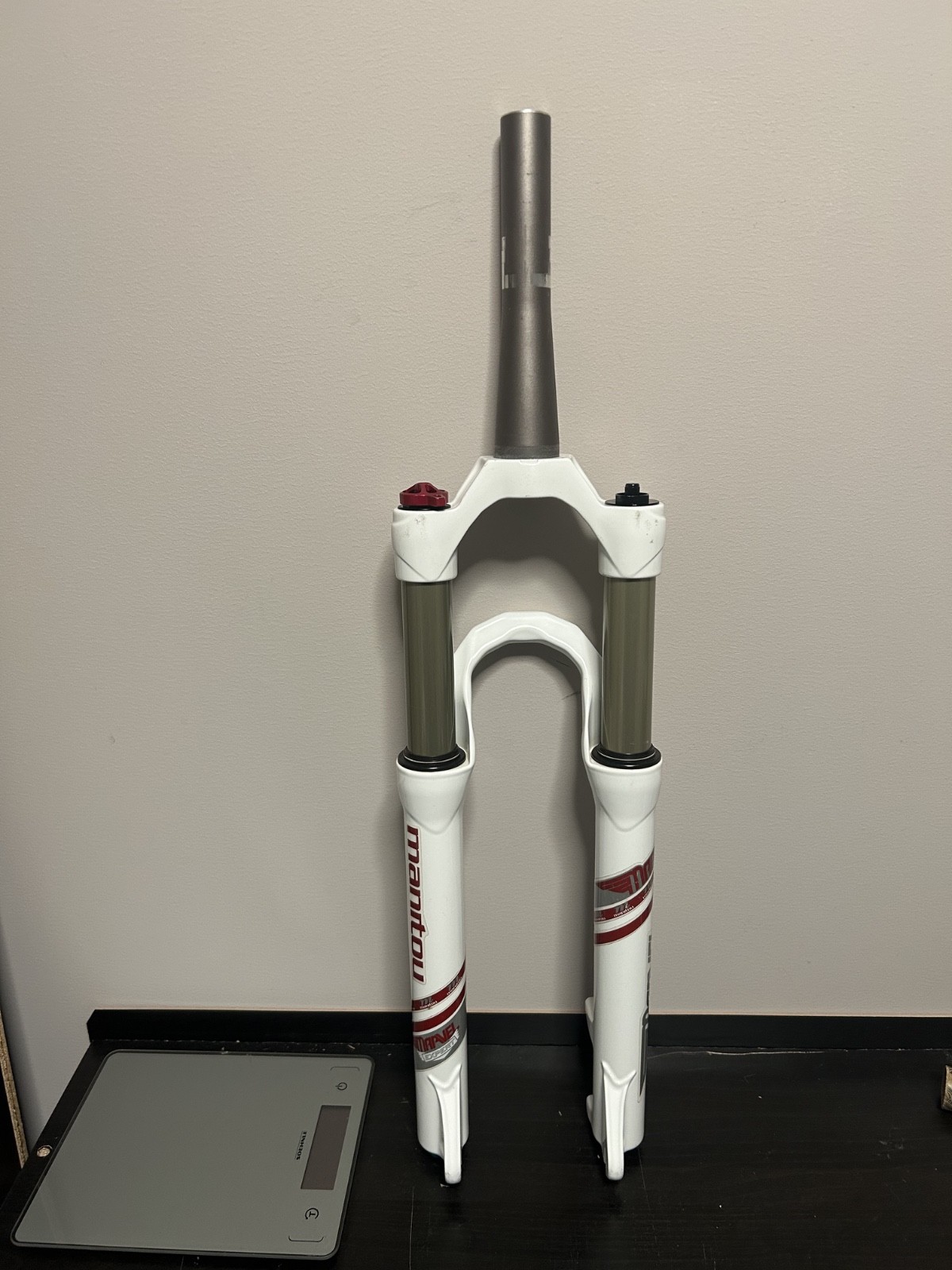 NEW Manitou Marvel Expert 26″ Fork 100mm Travel Taper QR DSC