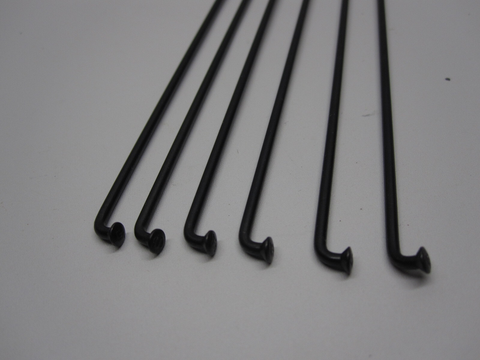 6 DT SWISS 2.0 Spokes 259mm J-Bend Black 2.0mm with nipples BLACK spoke lot