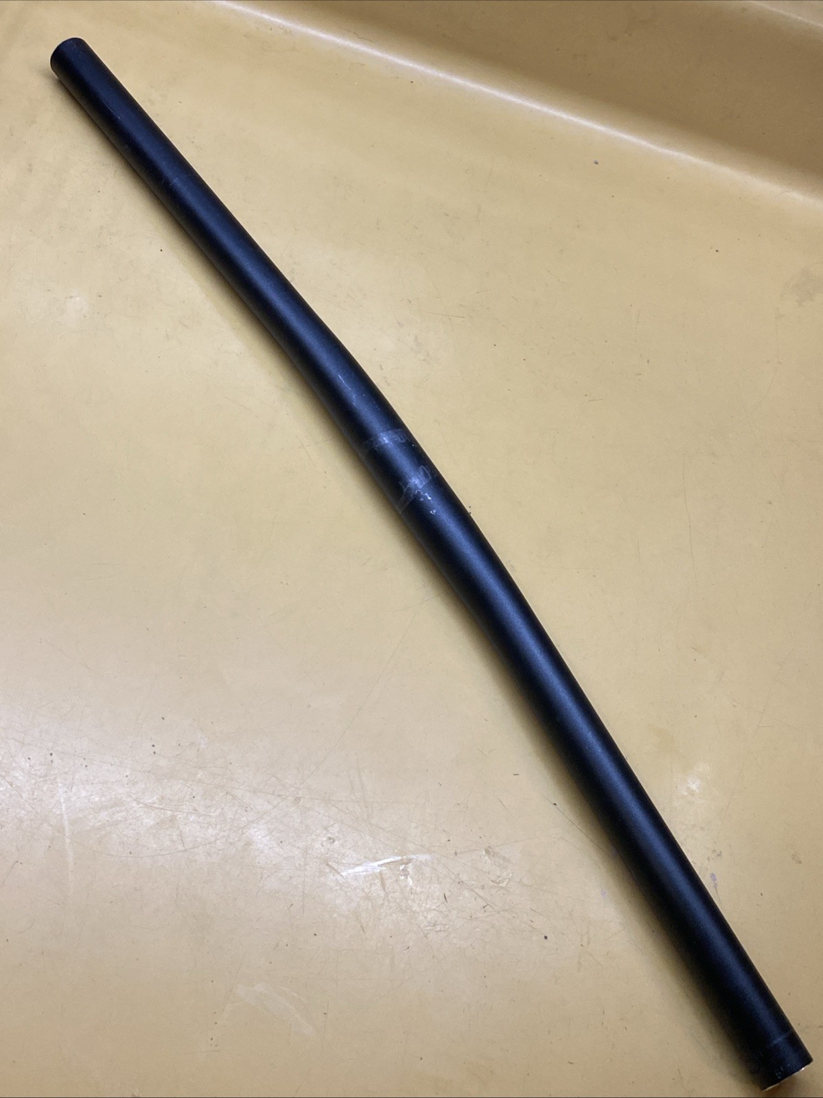 Black Ritchey WCS 570mm x 25.4mm Aluminum Flat Handlebar