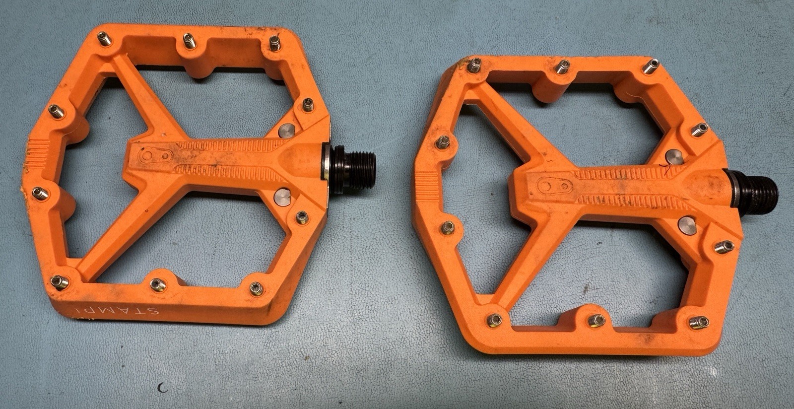 Crankbrothers stamp 1 gen 2 Large Mtb pedals Orange