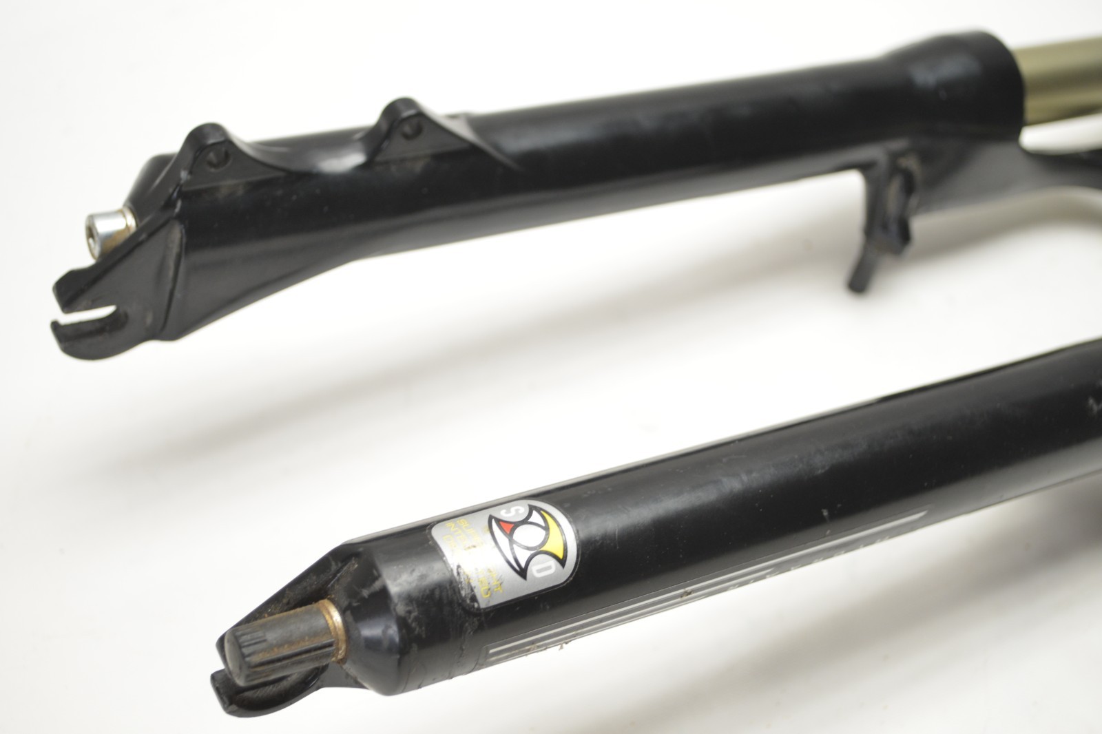 ROCK SHOX SID HYDRA AIR XC 1 1/8″ THREADLESS 26″ WHEEL BICYCLE FORK 180 MM STEER
