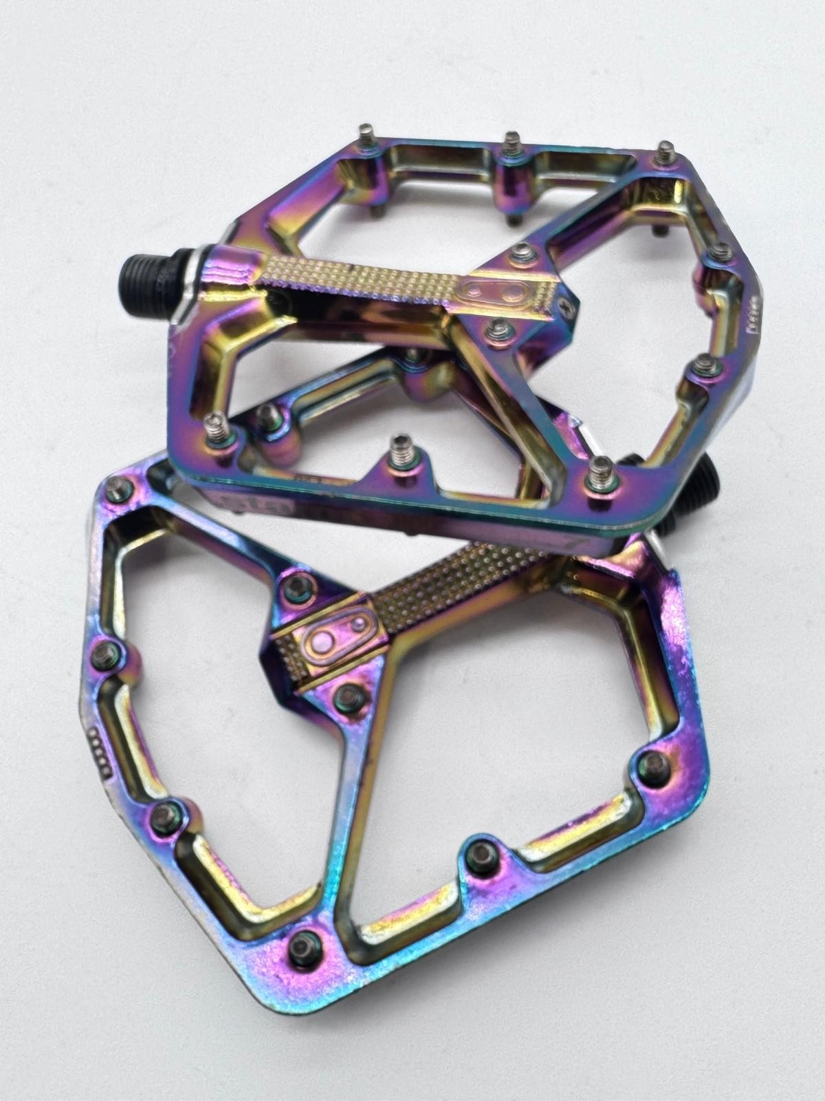Crankbrothers Large Platform Stamp 7 Bike Pedals – Oil Slick