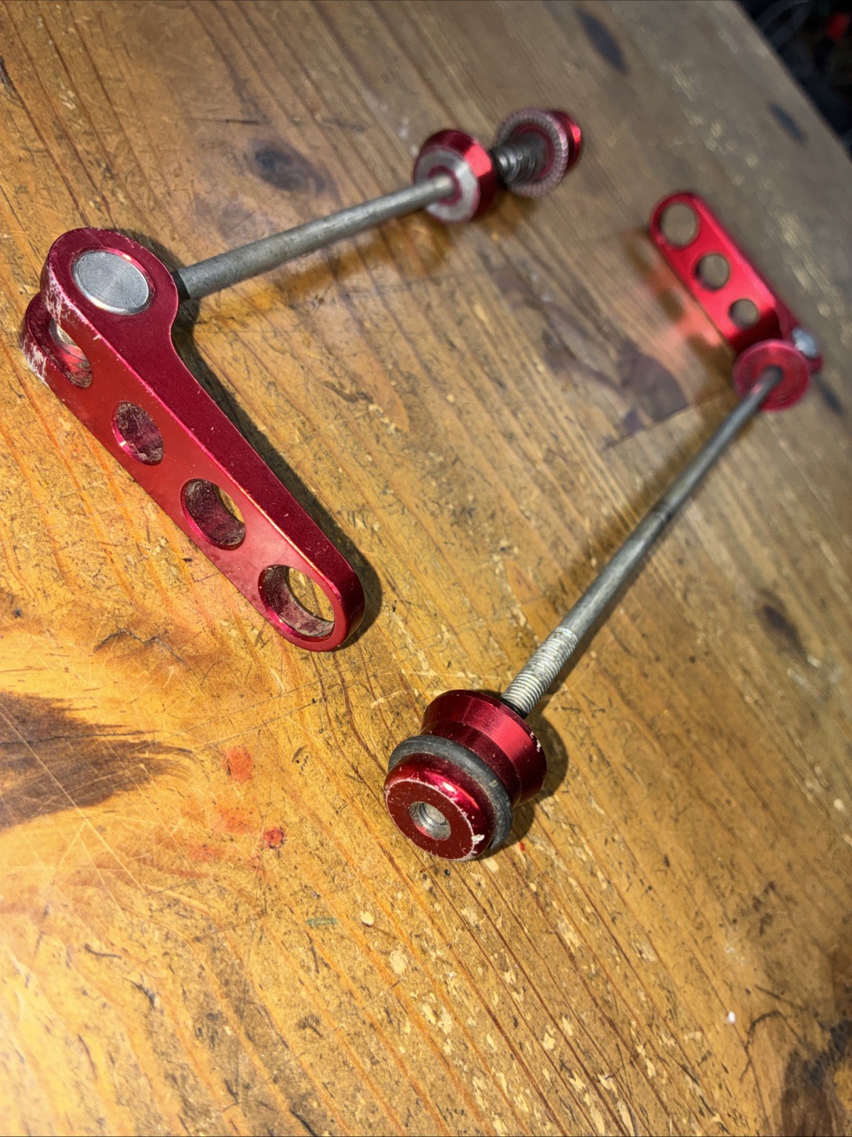 Vintage Red Ringle Mtb Front And Rear Quick Release Skewers 100mm – 135mm