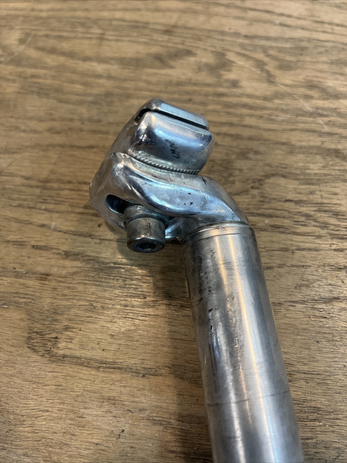 Classic OEM Seat Post 27.2mm 240mm 25mm offset 262g Silver